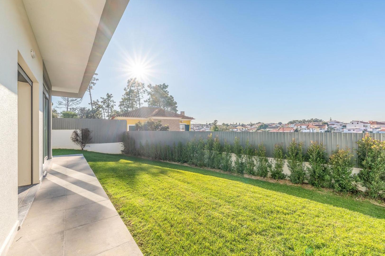 GuestReady - Peaceful stay in Charneca da Caparica view 4