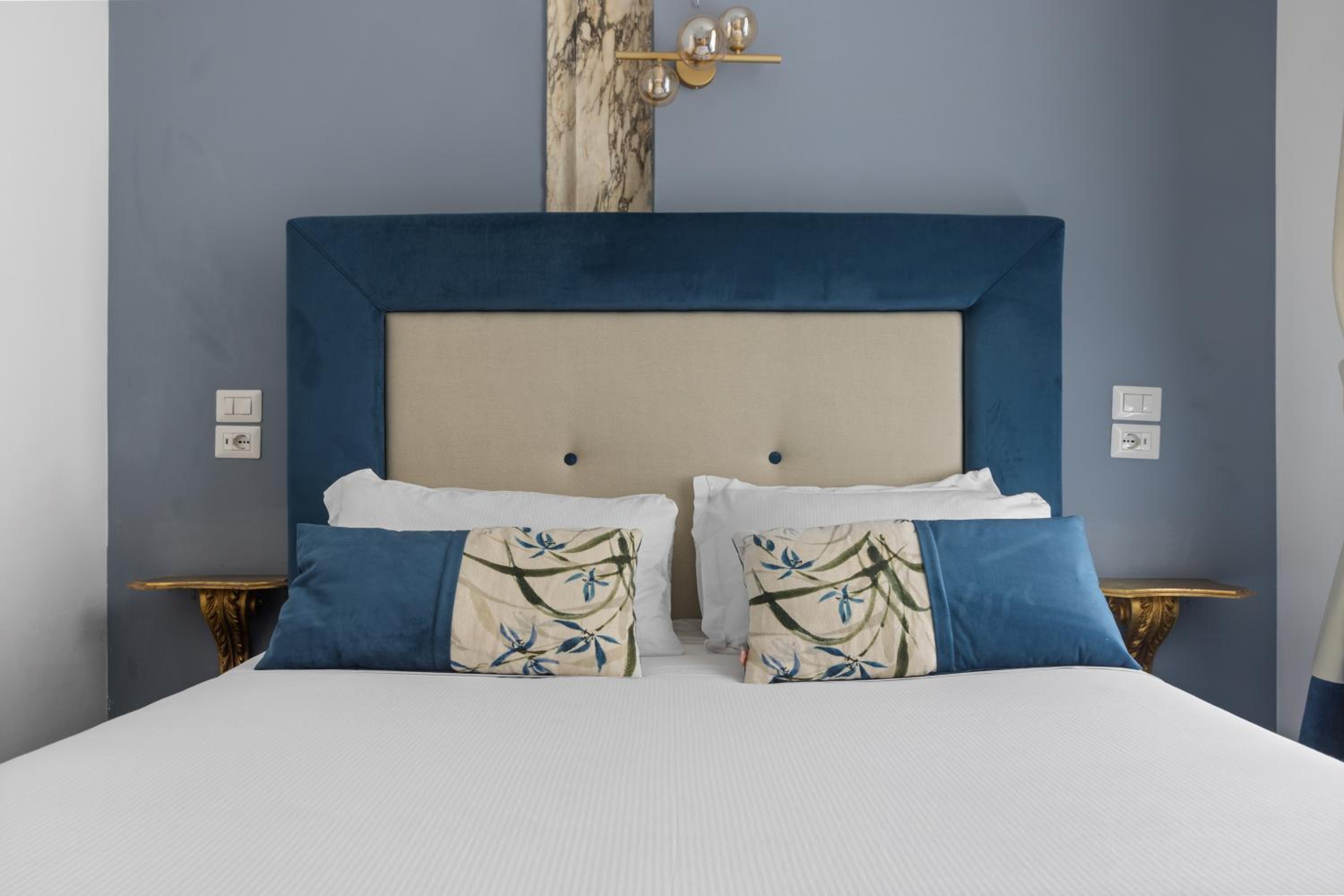 GHR Navona Inn