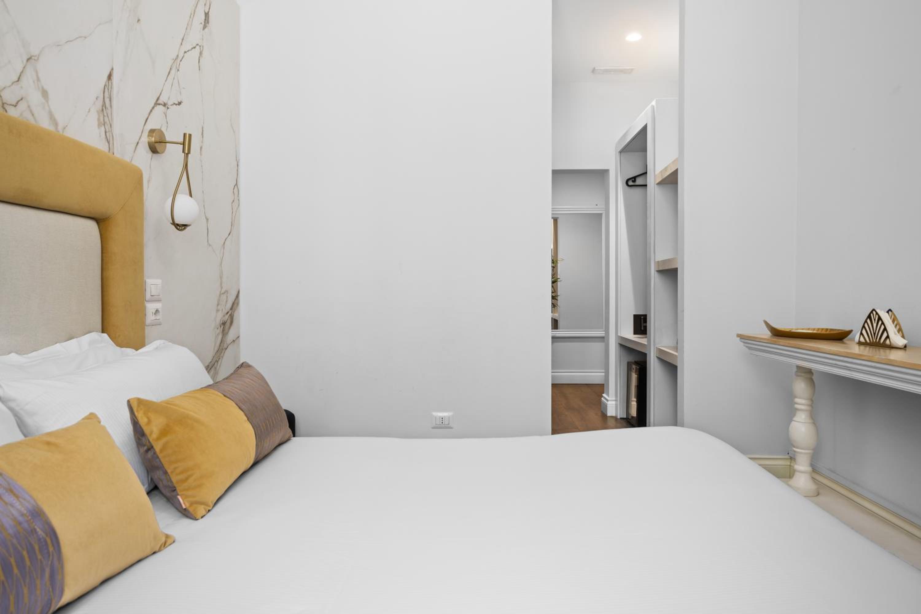 GHR Navona Inn