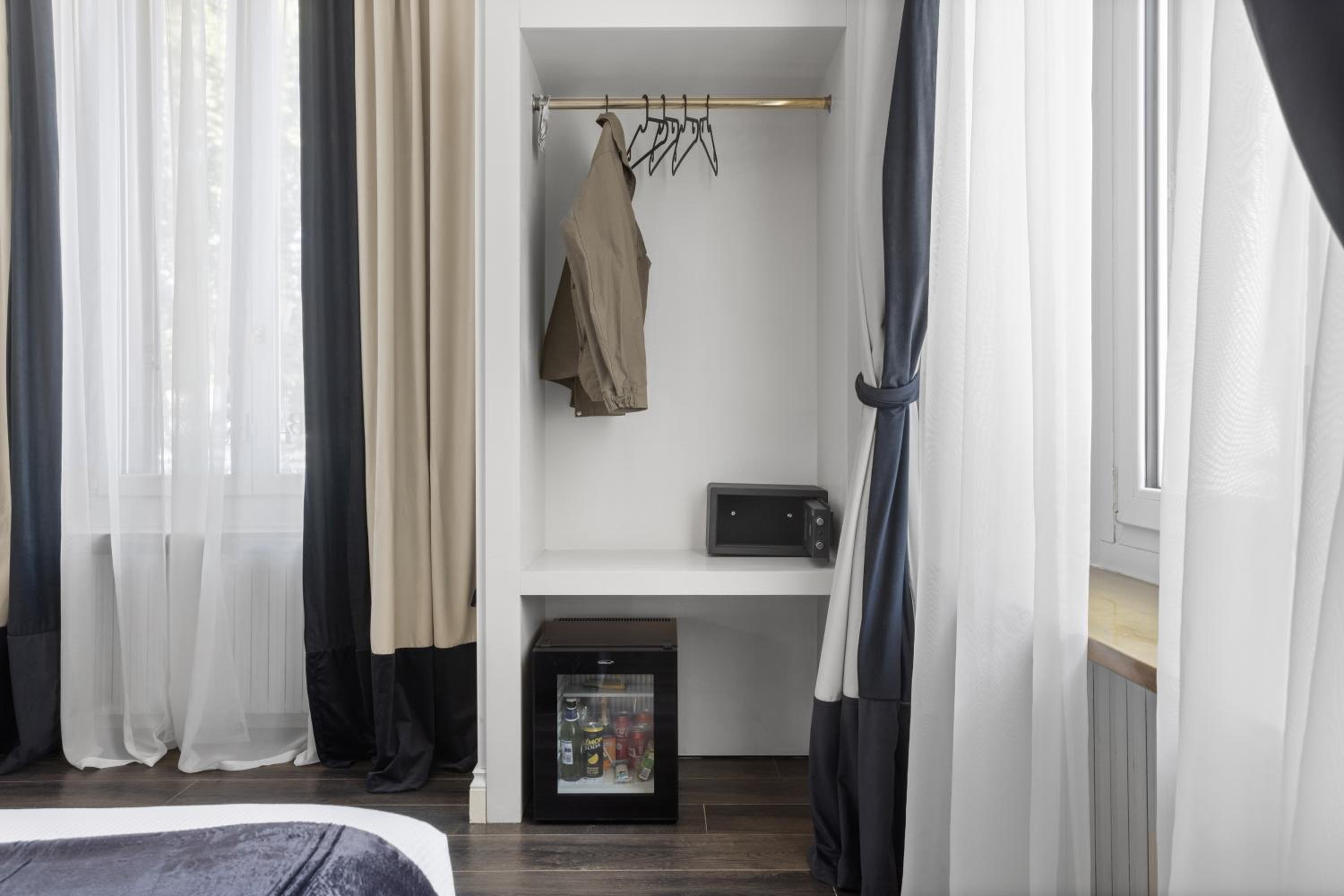 GHR Navona Inn