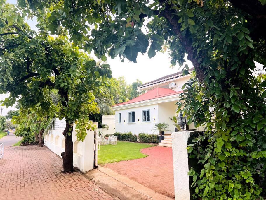 Villa Zarafet By Claro Stay- 5BR Private Pool In Vagator