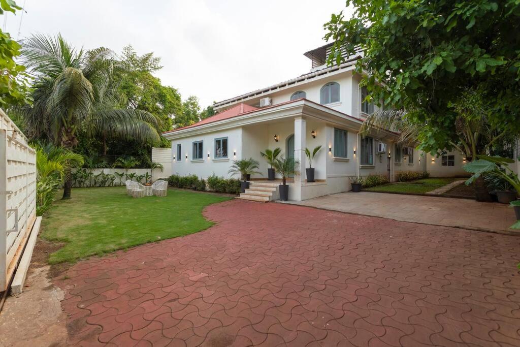 Villa Zarafet By Claro Stay- 5BR Private Pool In Vagator