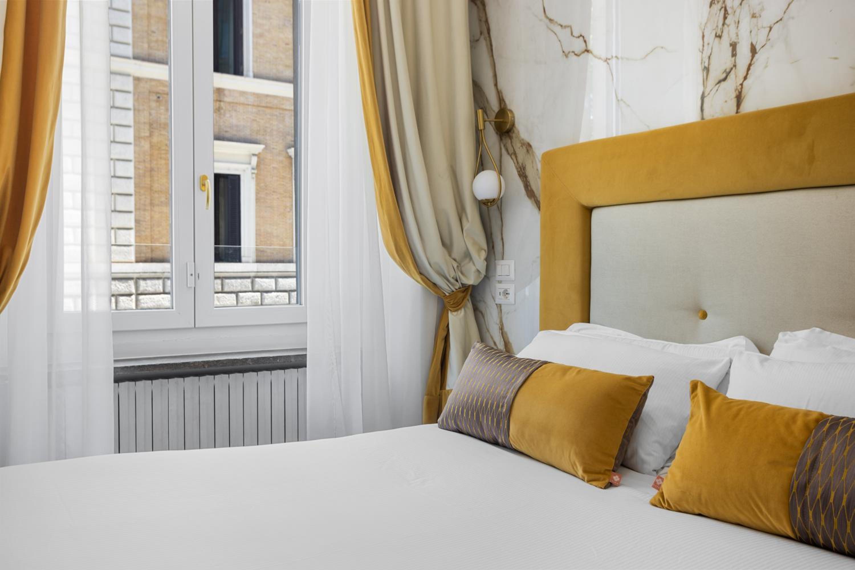 GHR Navona Inn