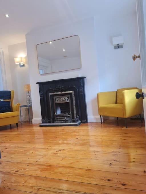 Shelbourne Cottages by RDS&AVIVA
