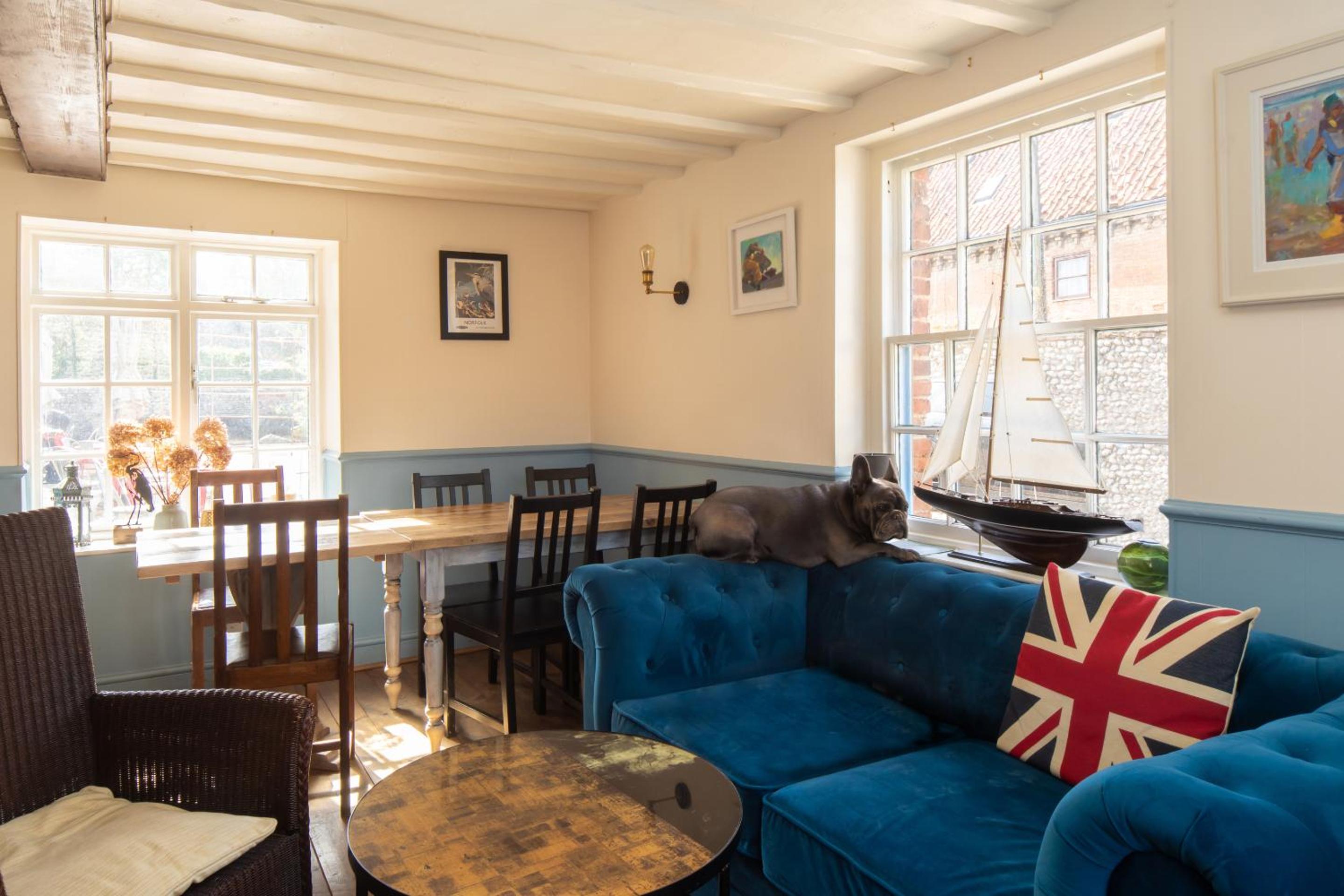 The Harnser, Cley view 3