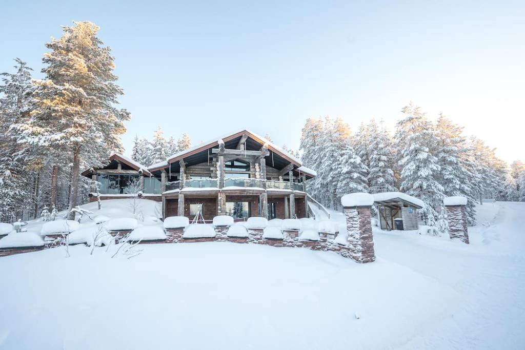 Magnificent villa in the peace of nature
