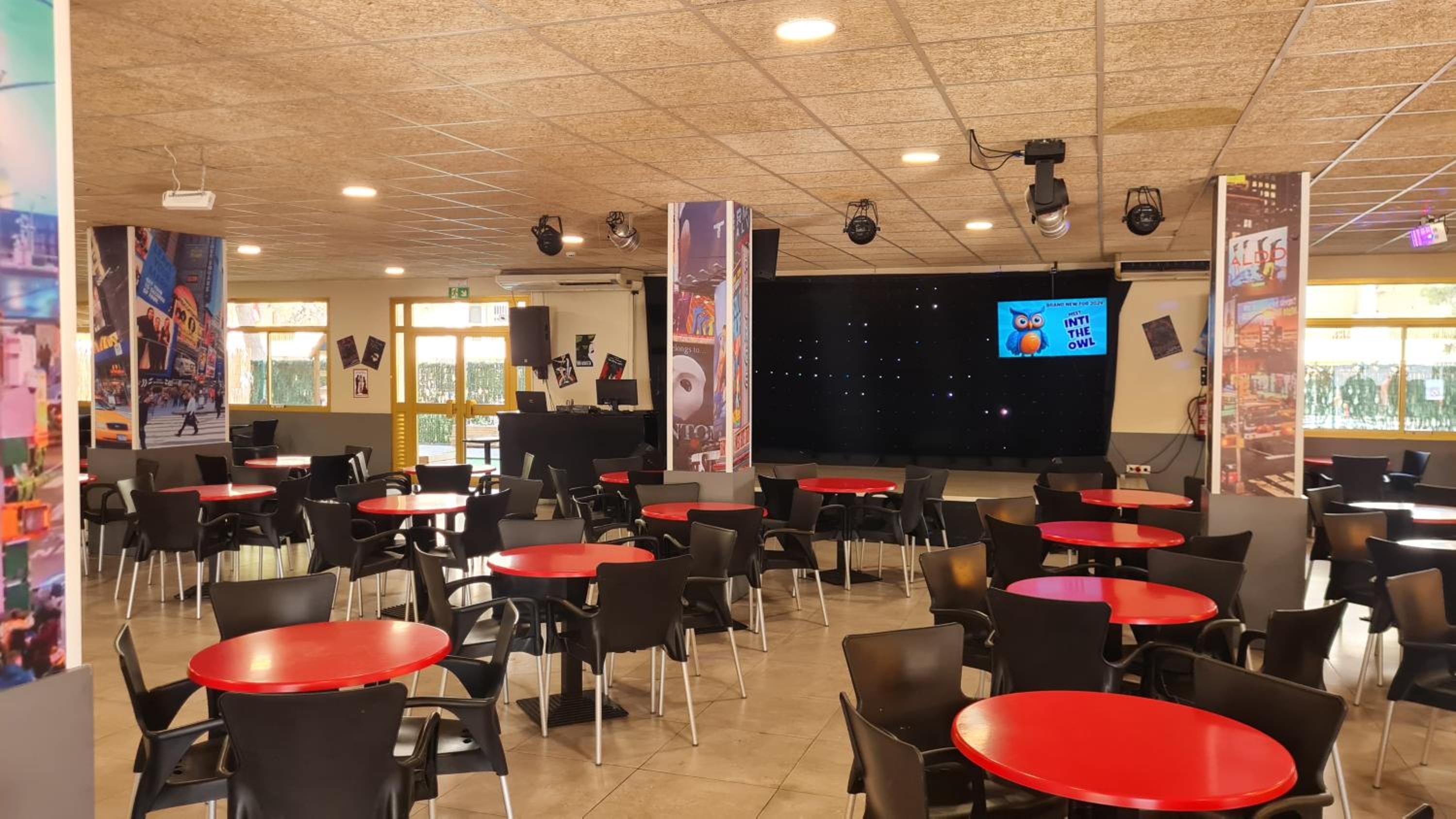 Apartamento con piscina en Salou
