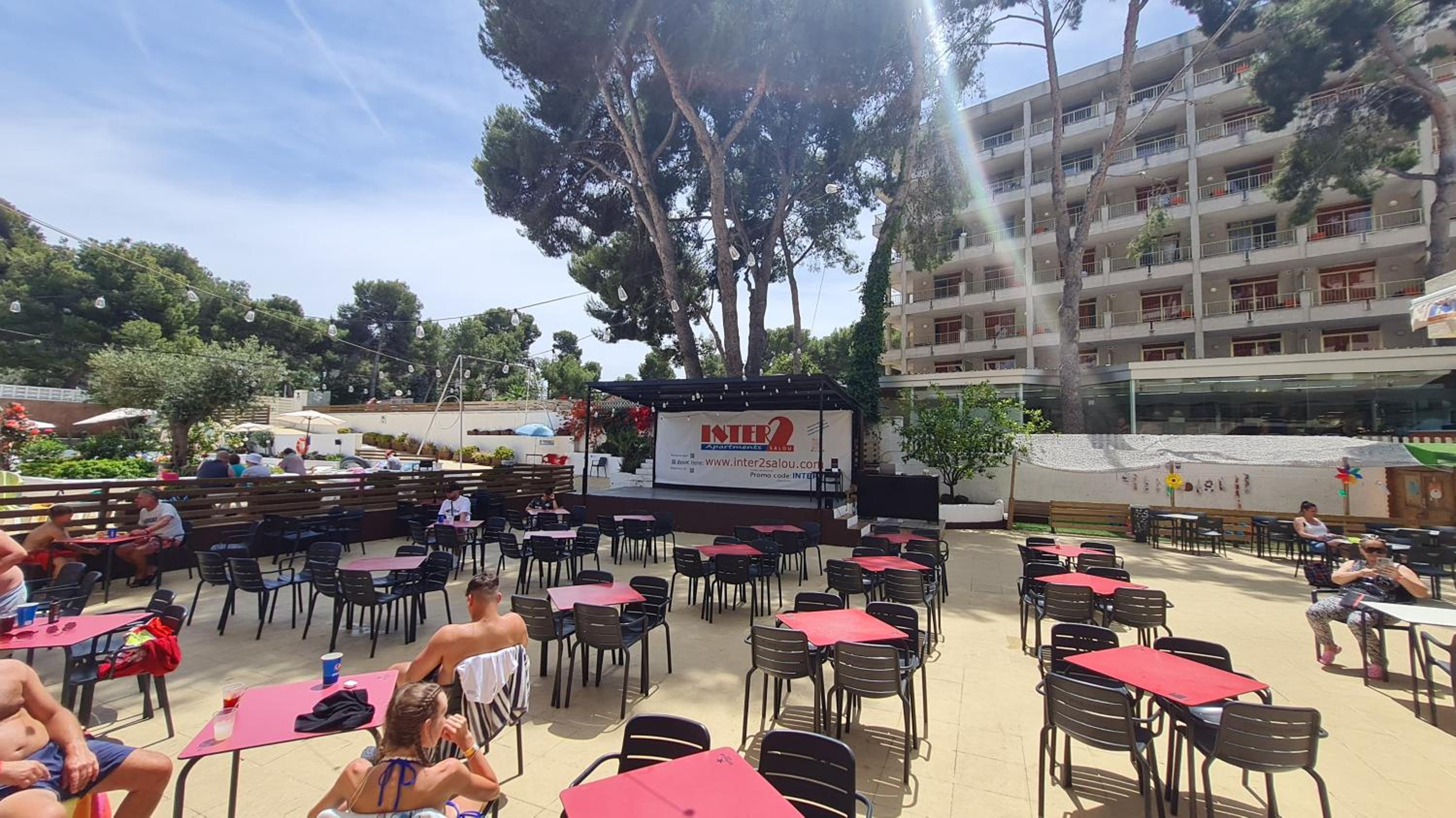 Apartamento con piscina Inter 2