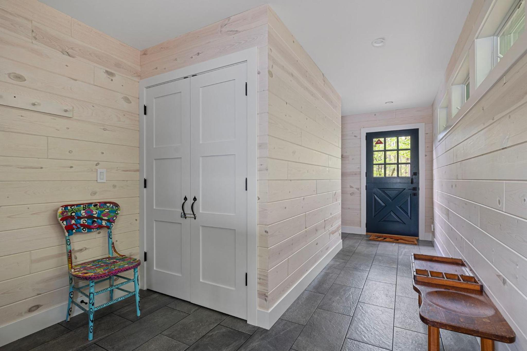 Gasthaus Fox by Juniper Holiday + Home view 3