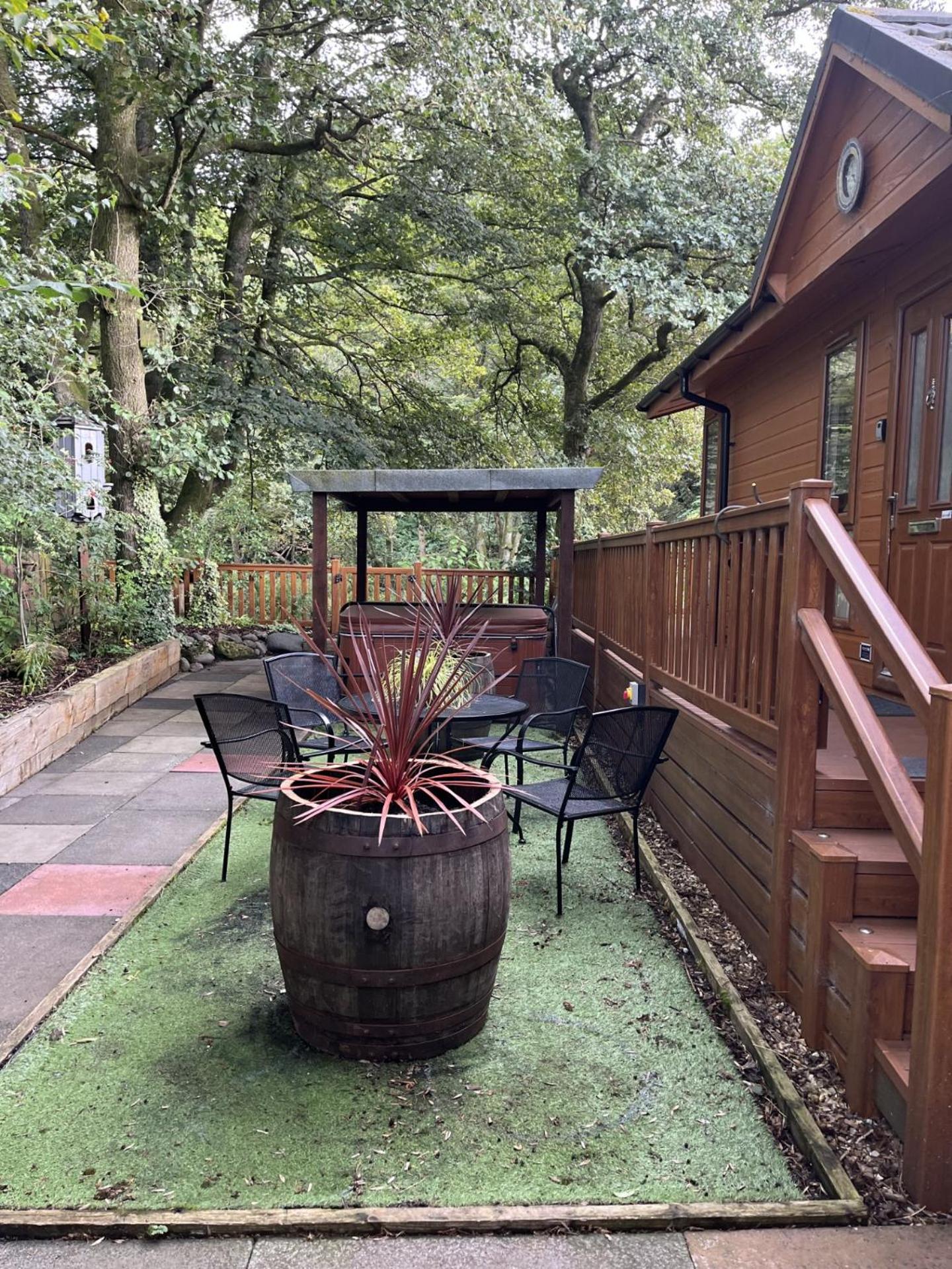 Riverbank Lodge