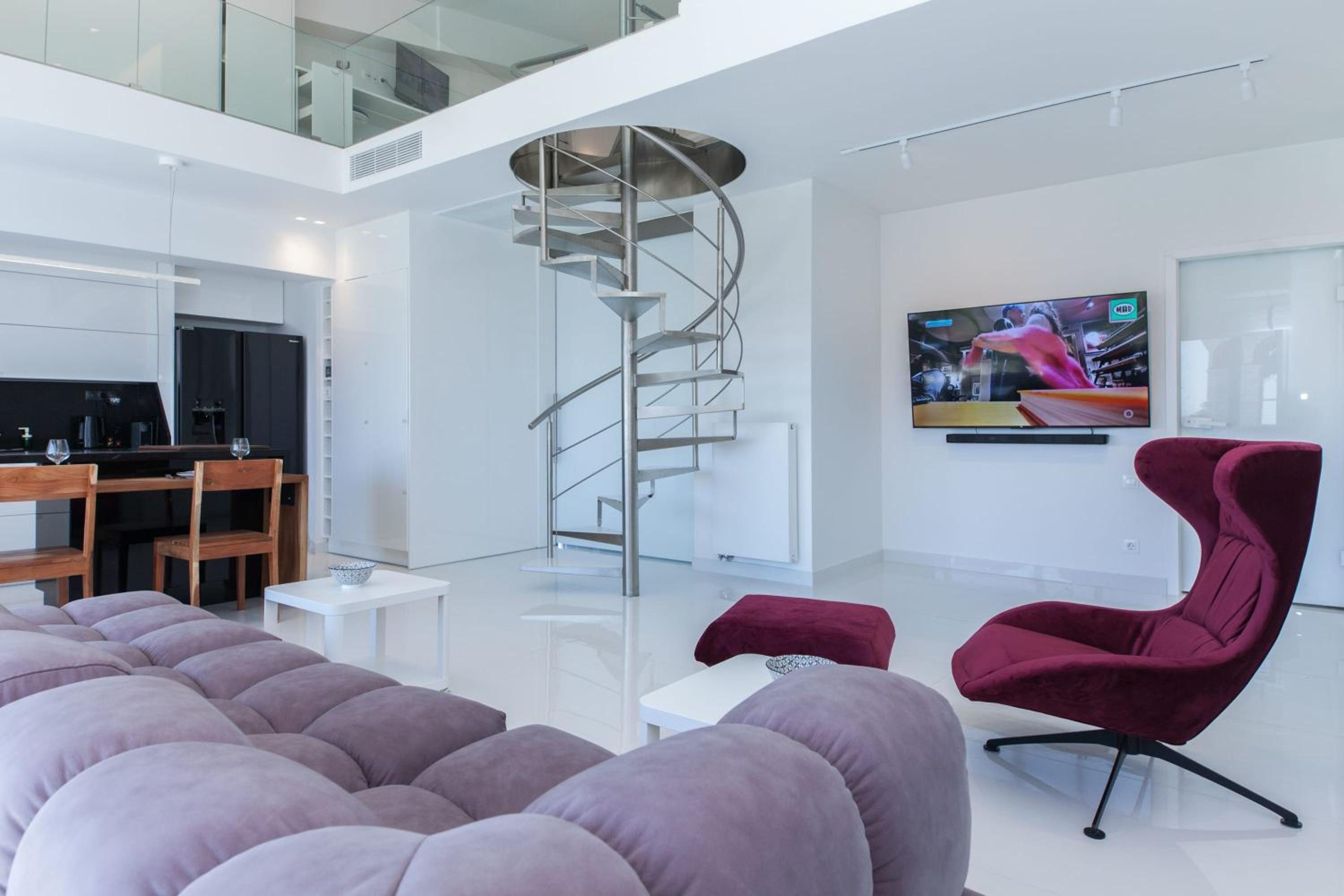 Marousi 2 Bd Modern Luxury Living with Shared Pool