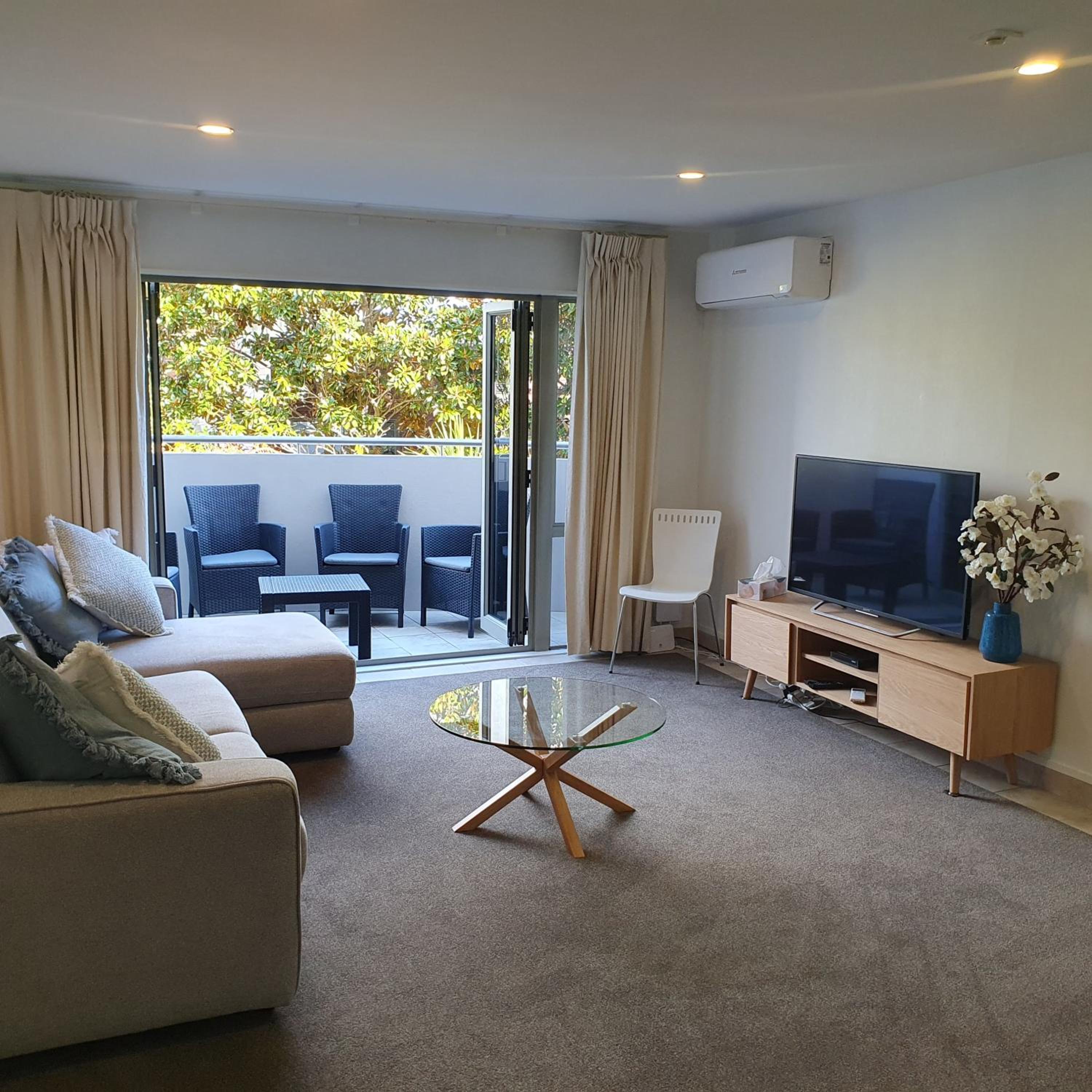 Midtown Tui Villa - Taupō Central Holiday Unit view 3