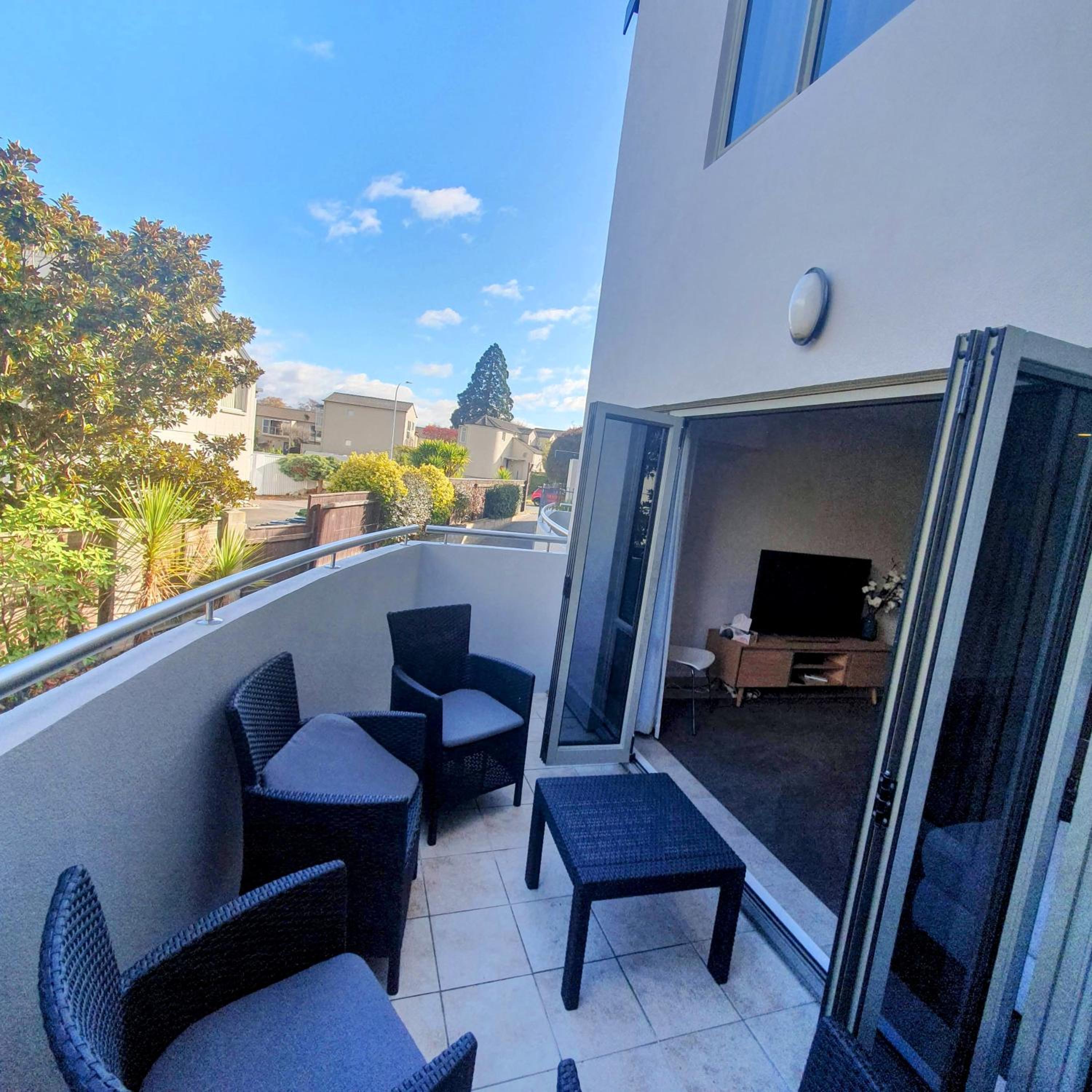 Midtown Tui Villa - Taupō Central Holiday Unit view 4