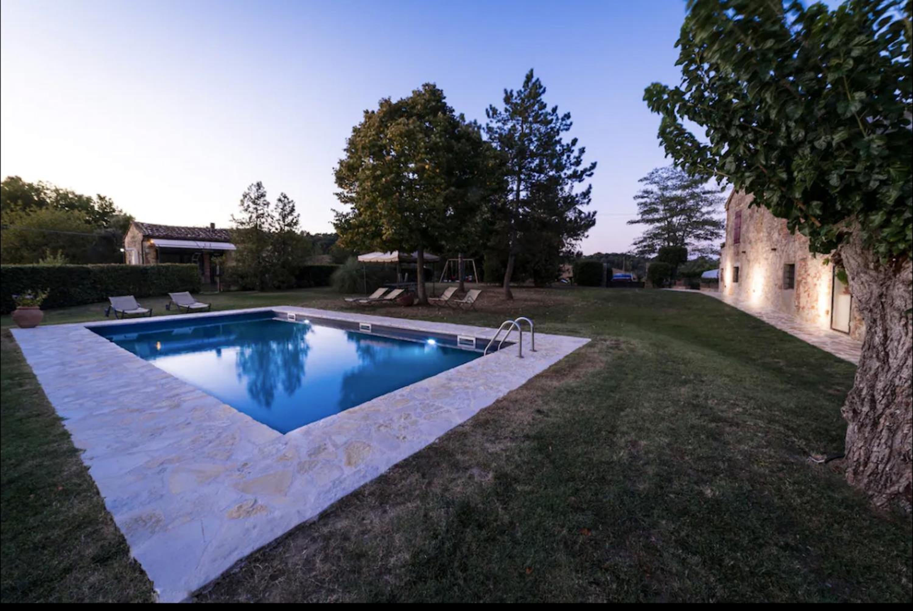 Cozy apartment with pool in Trequanda 40 m²