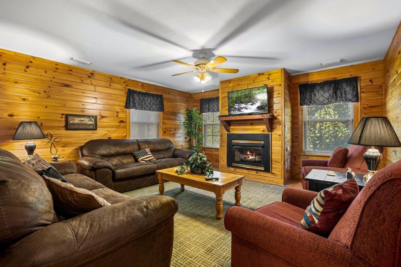 Poplar Point Condo Unit 12A by Eden Crest view 2