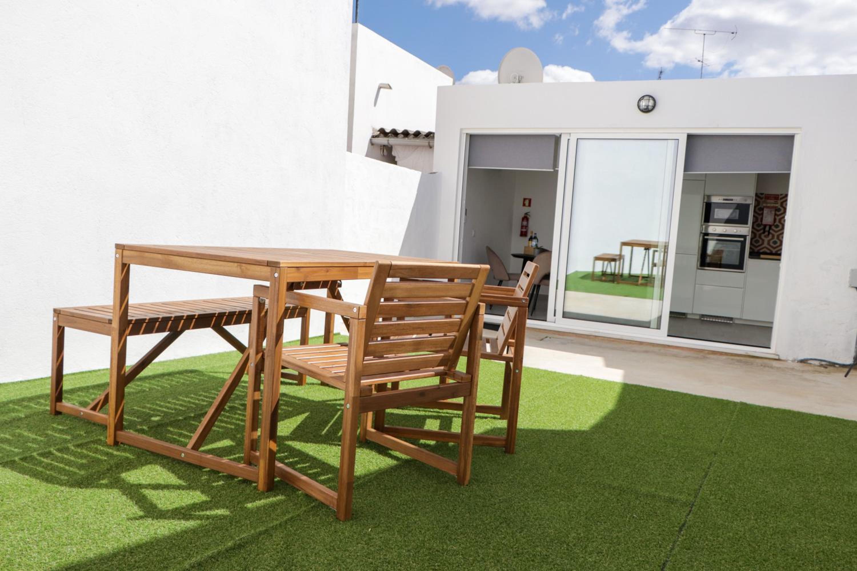 balance & terrace
