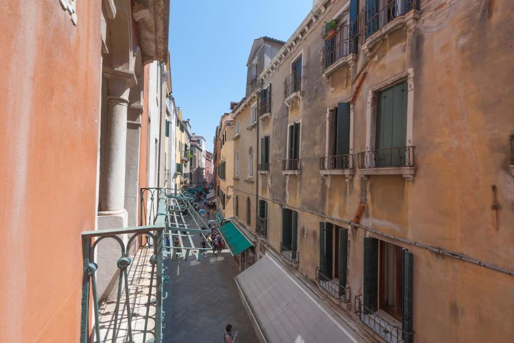 Ca' San Marco, literally 20 meters from San Marco square!