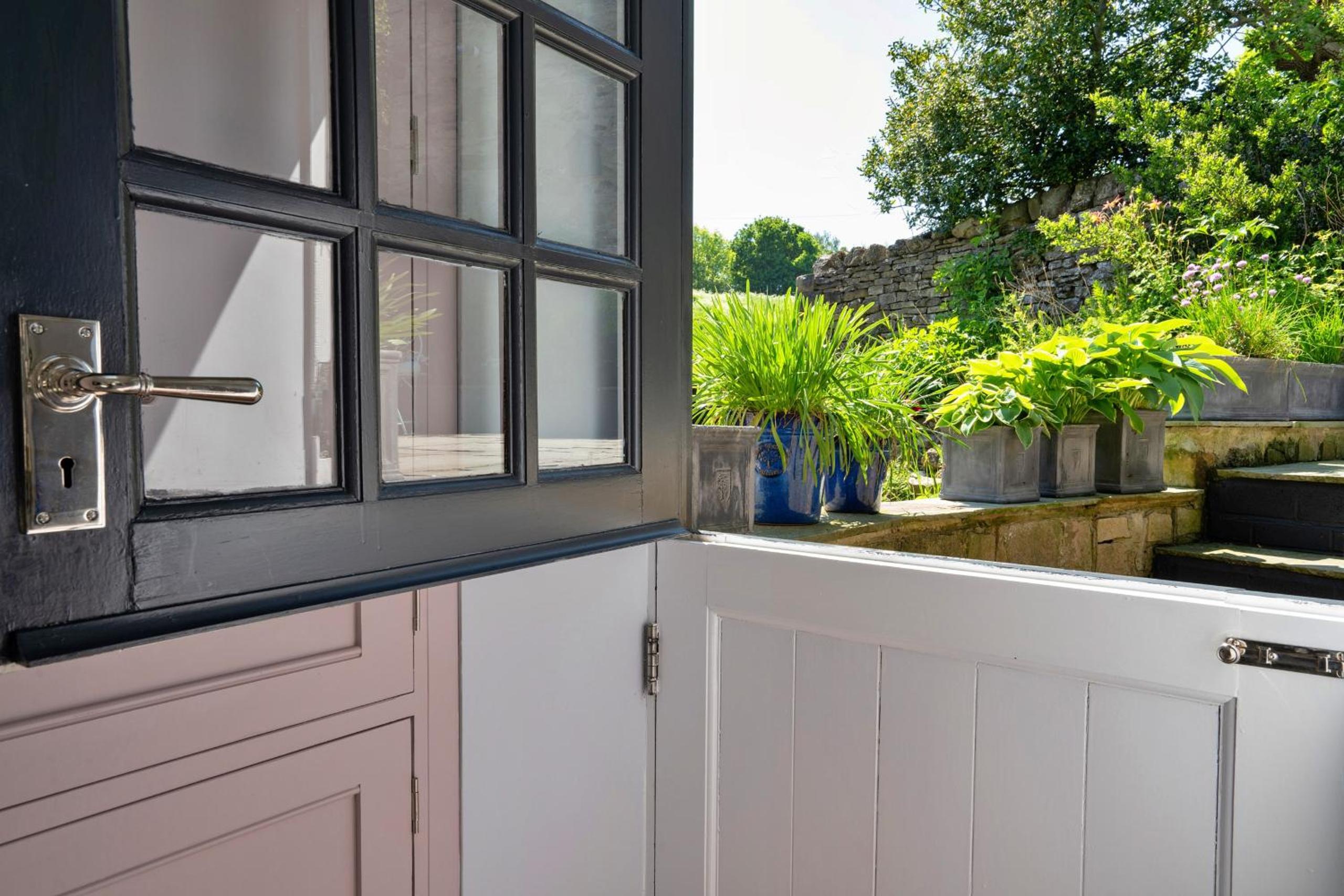 Finest Retreats - Sisu Bakewell, Limestones Cottage