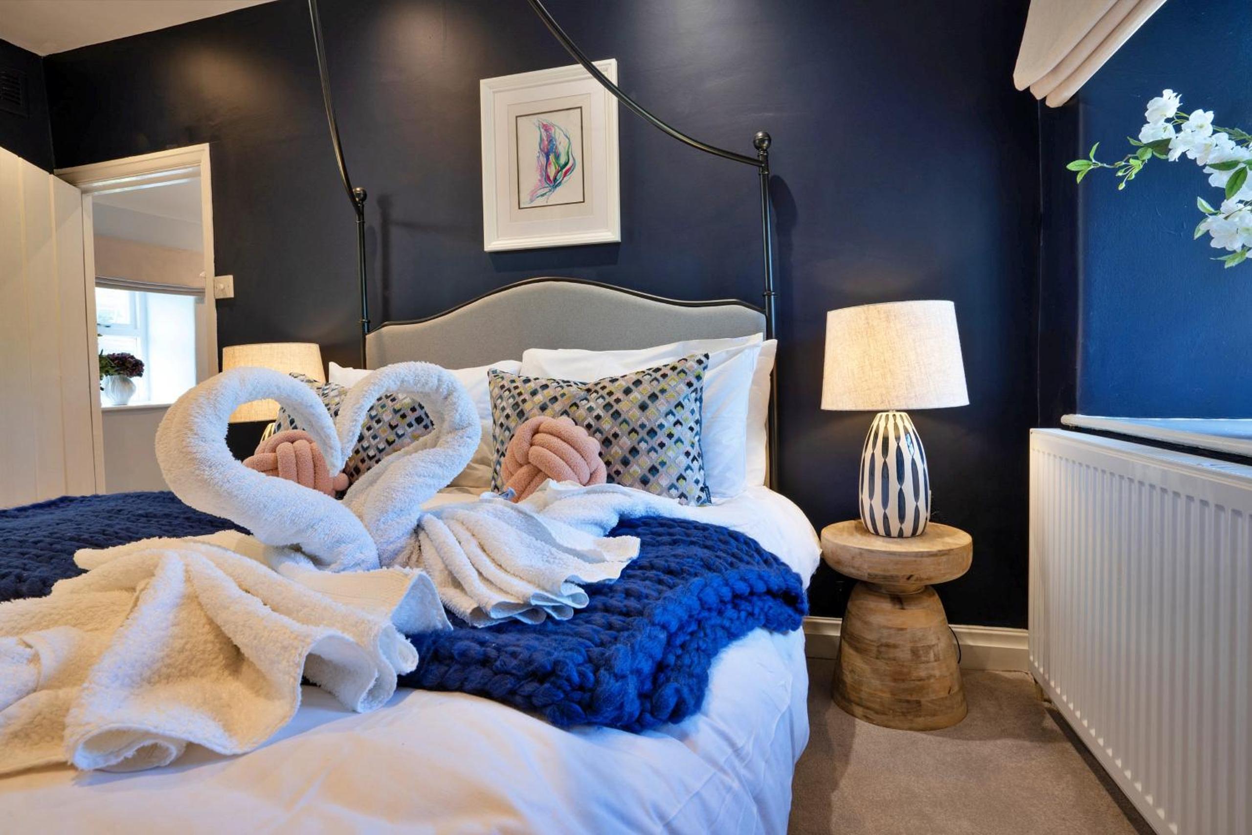 Finest Retreats - Sisu Bakewell, Limestones Cottage