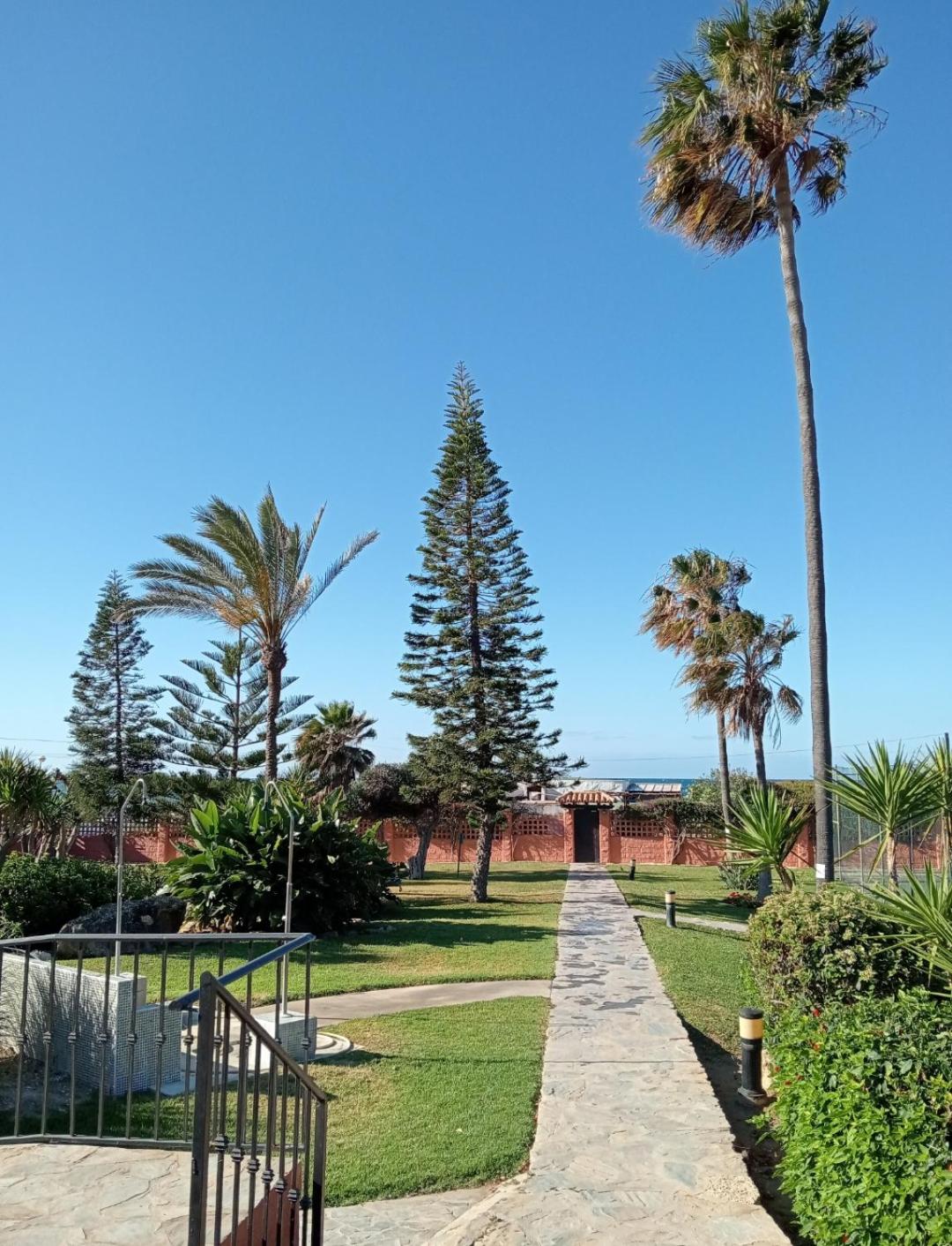 Marbella Beach, apartamento para 2 en Alvarito Playa view 5