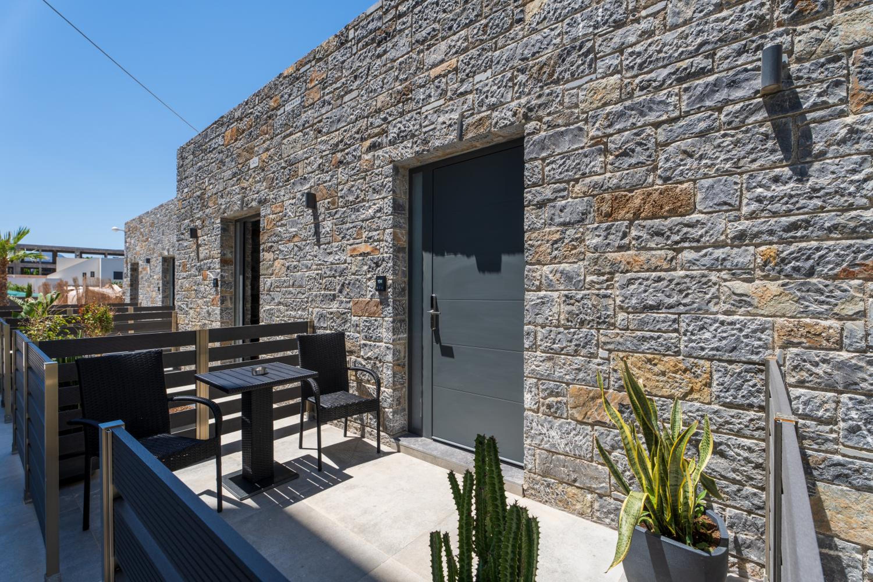EcoHeaven Suites