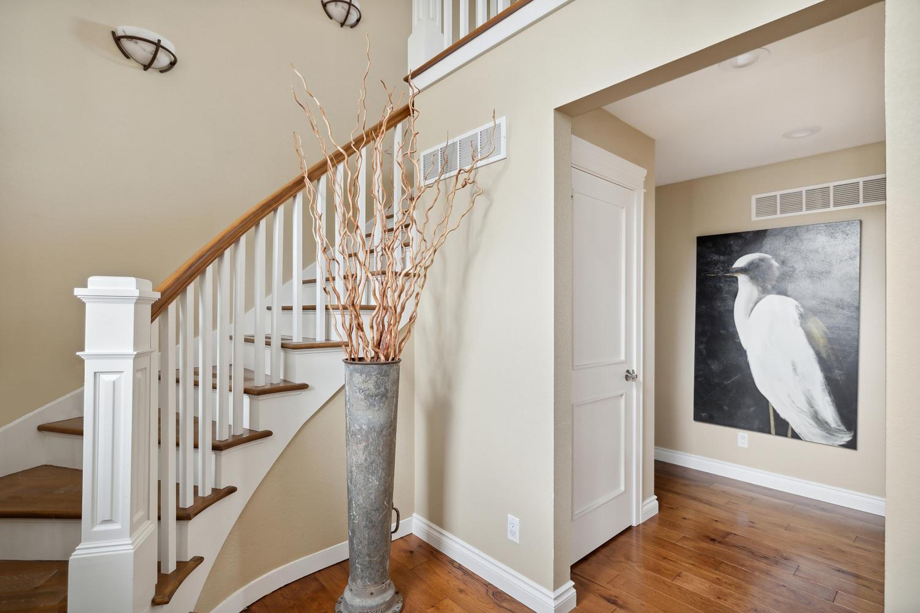 Main Destination by Juniper Holiday + Home