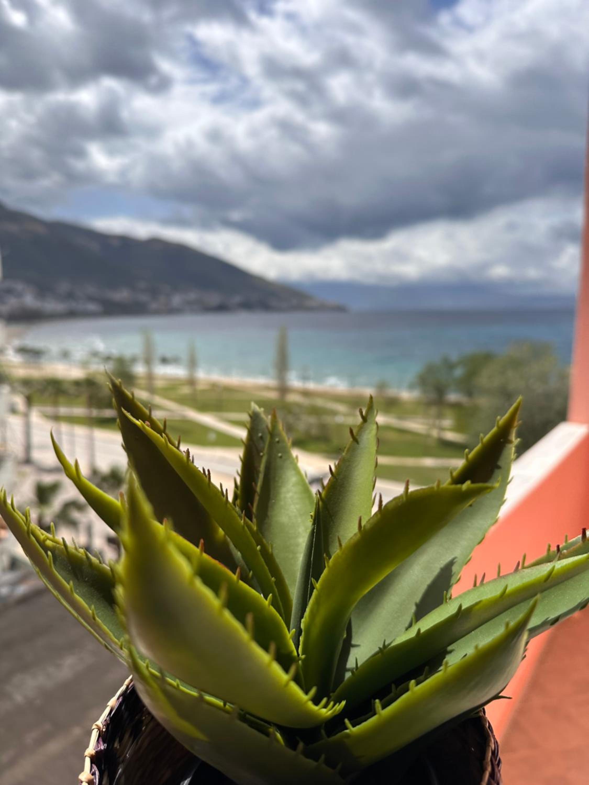 Seafront Maria’s Apartment