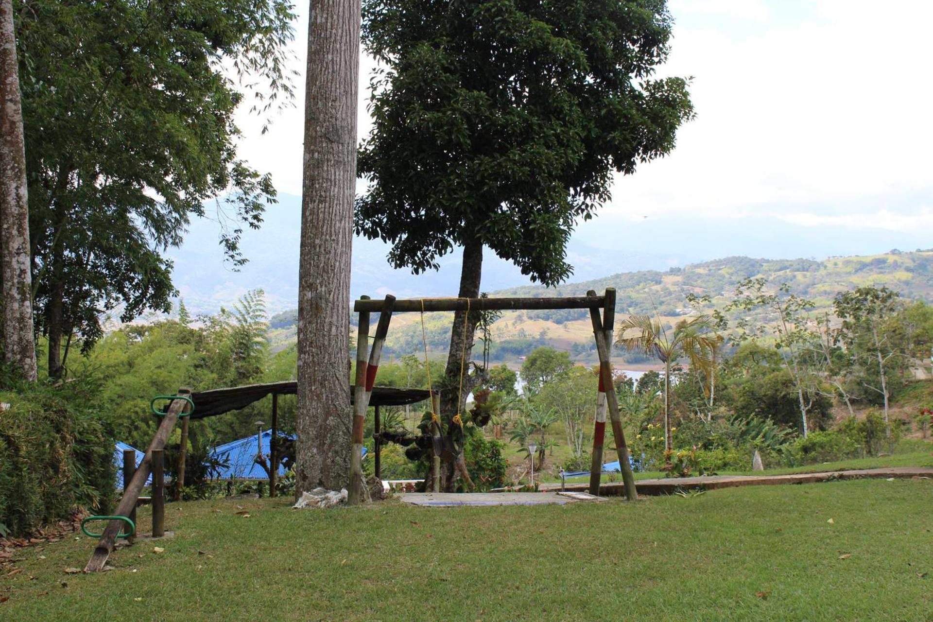 Finca Lago Calima