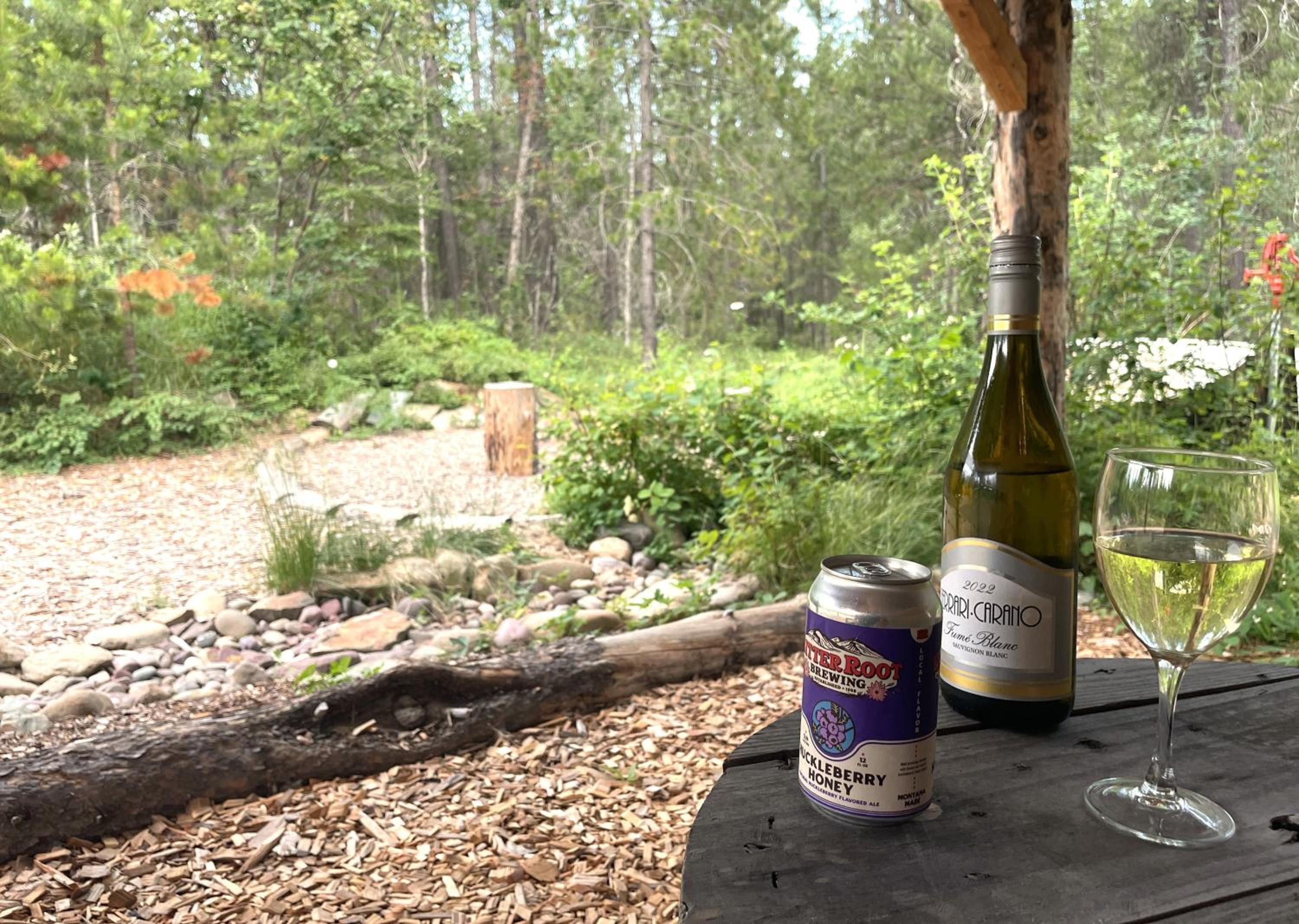 Trapper's Cabin, 7 Min to Glacier, Dogs Welcome view 5