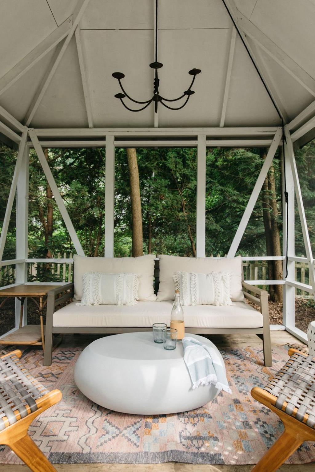 Leo Cottage by Juniper Holiday + Home view 2