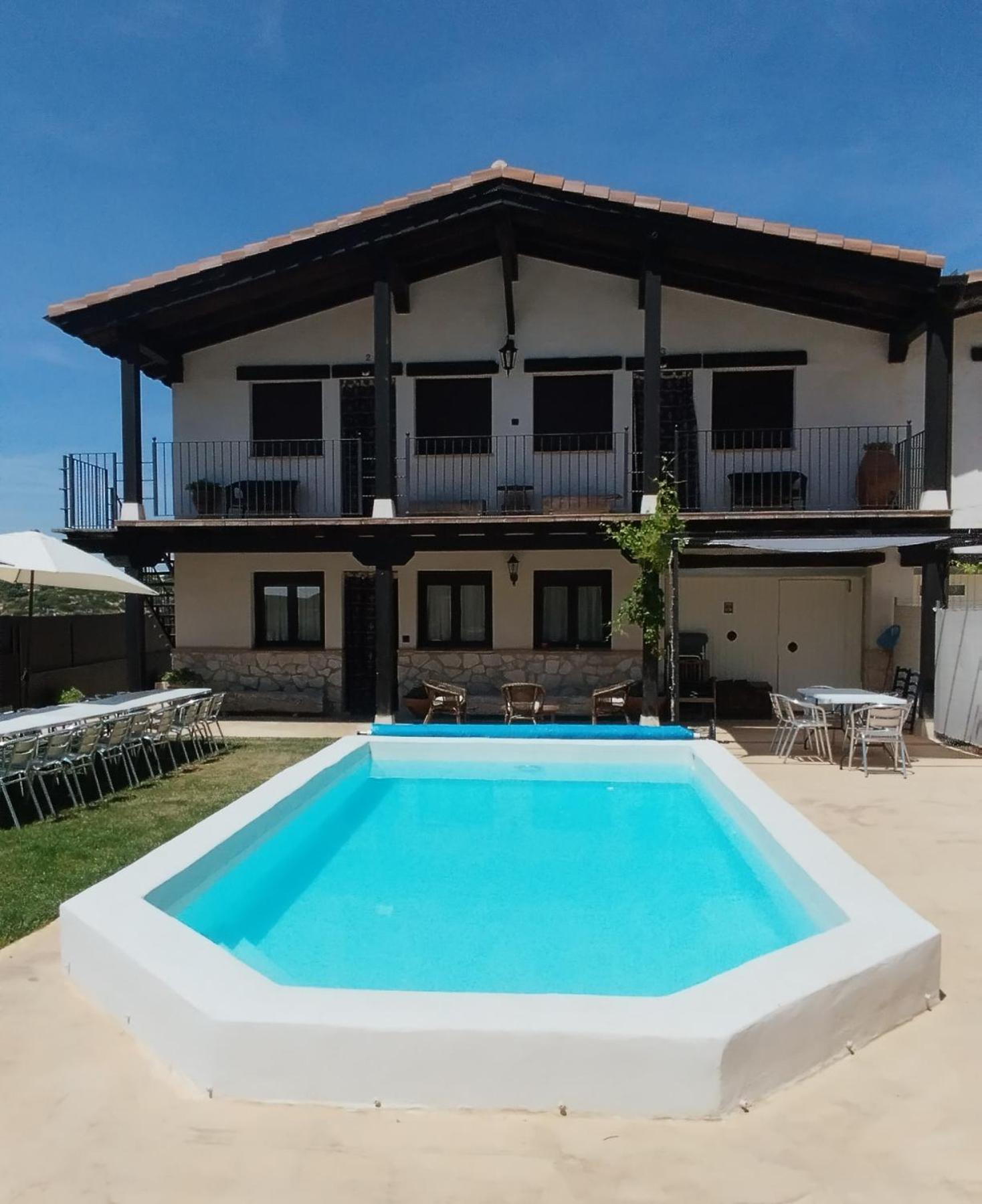 Hotel Vegas de la Alcarria - Image 1