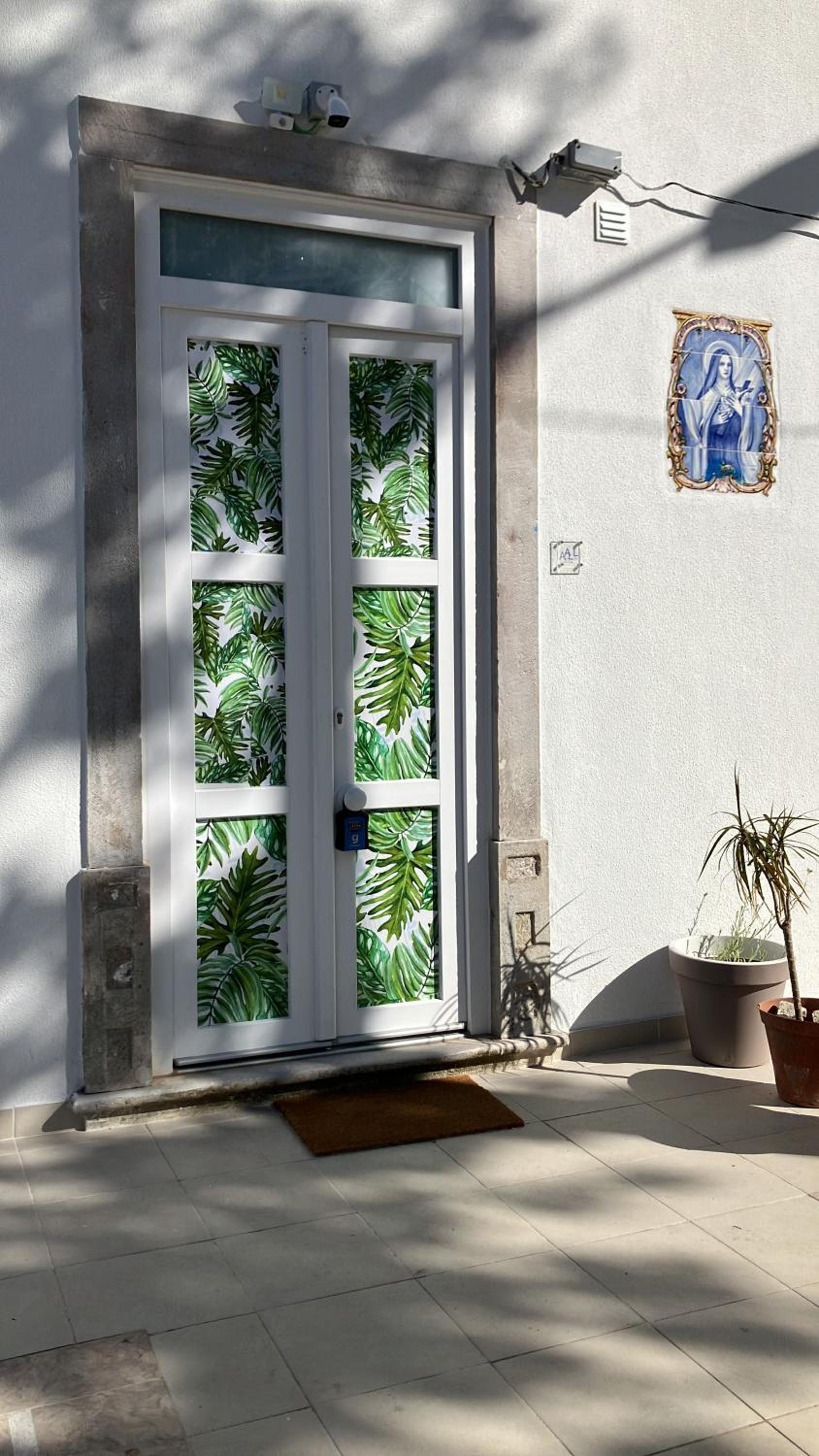 Sintra Flower Vintage Chalet view 5