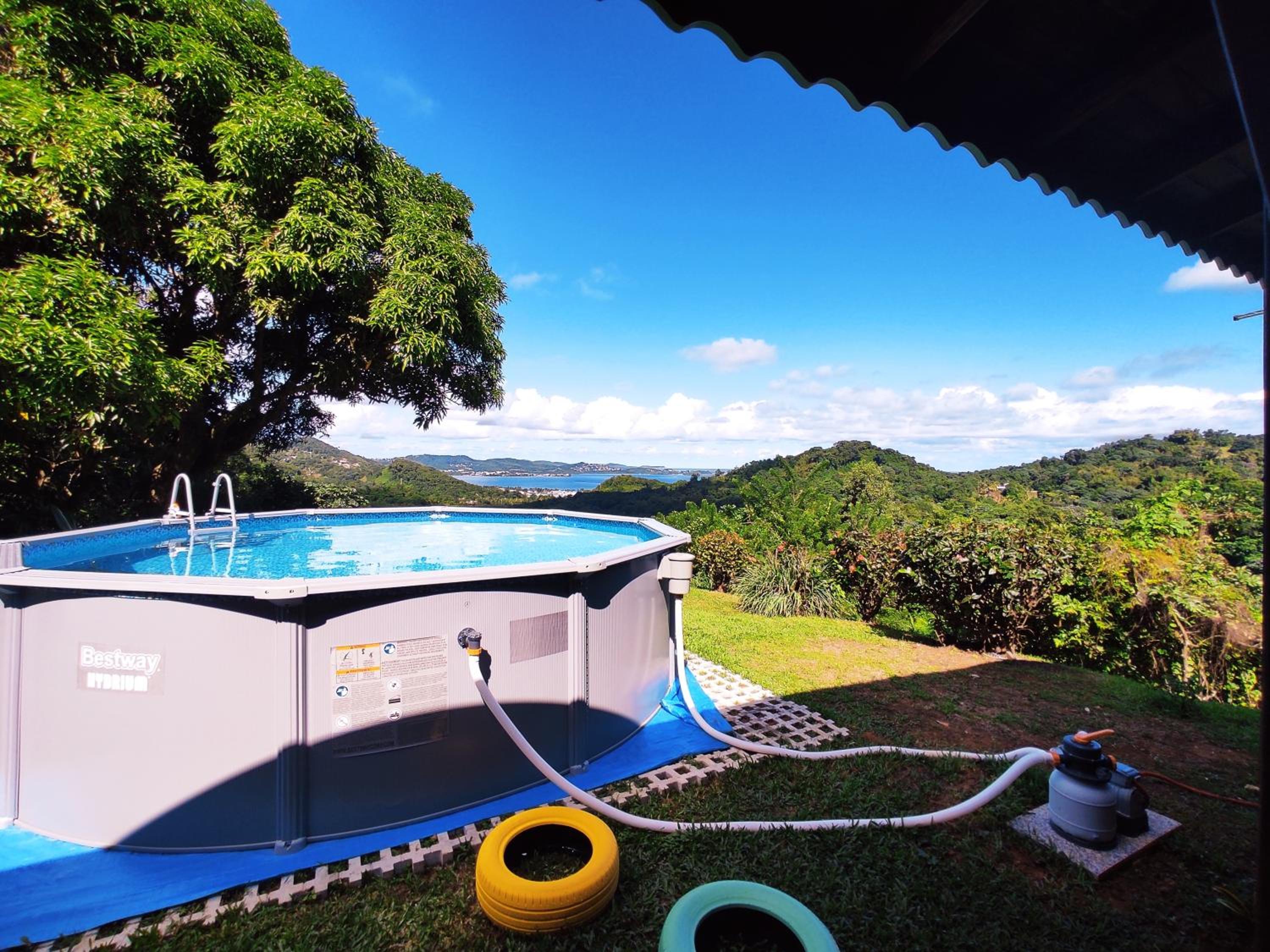 La Villa Mil'Or, Idéale pour vos petits évènements & Magnifique vue sur la Baie du Robert view 4