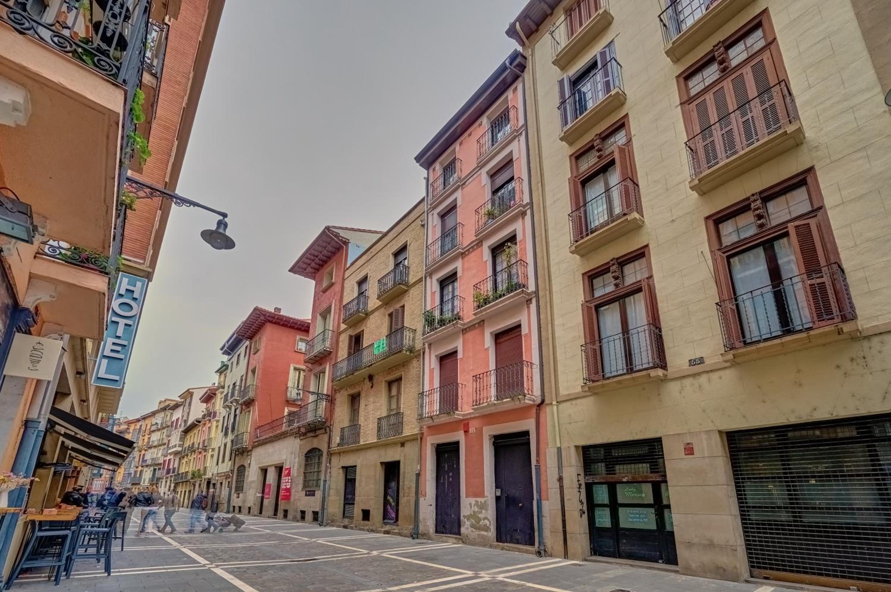 CENTRO HISTÓRICO exterior, calle Nueva dos balcones