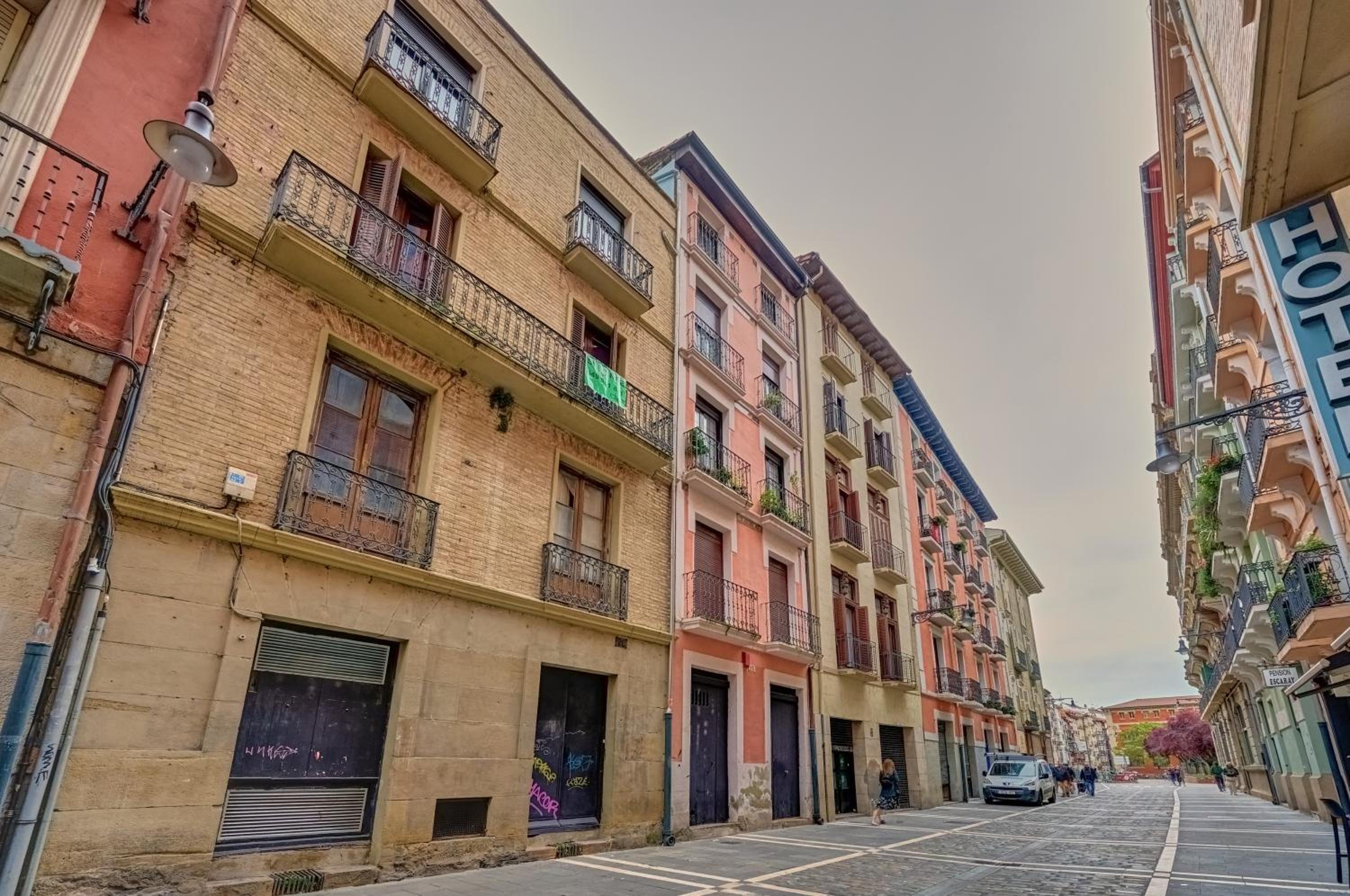 CENTRO HISTÓRICO exterior, calle Nueva dos balcones