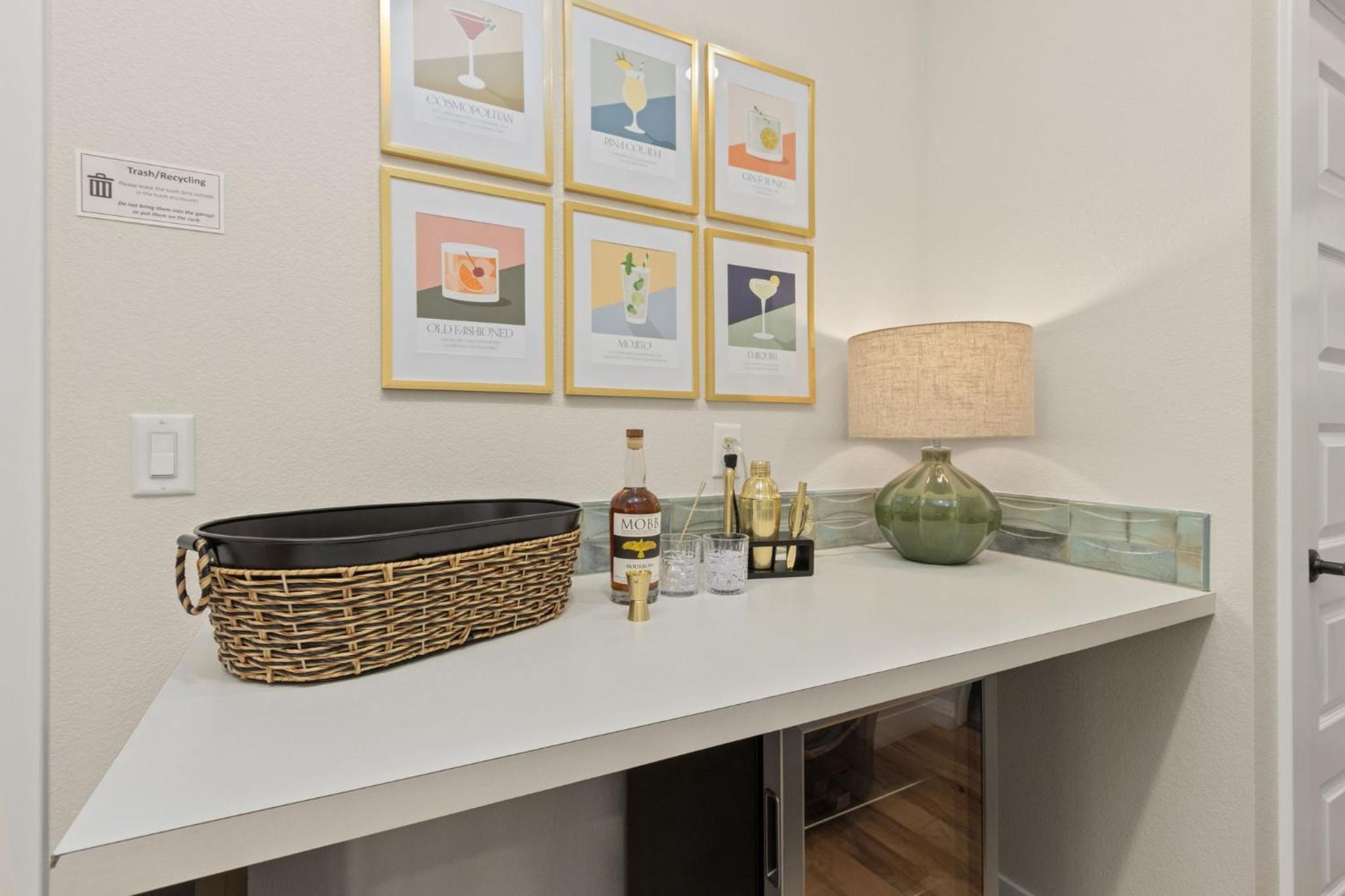 Contemporary Gem - Rooftop Deck & Private Hot Tub! view 4