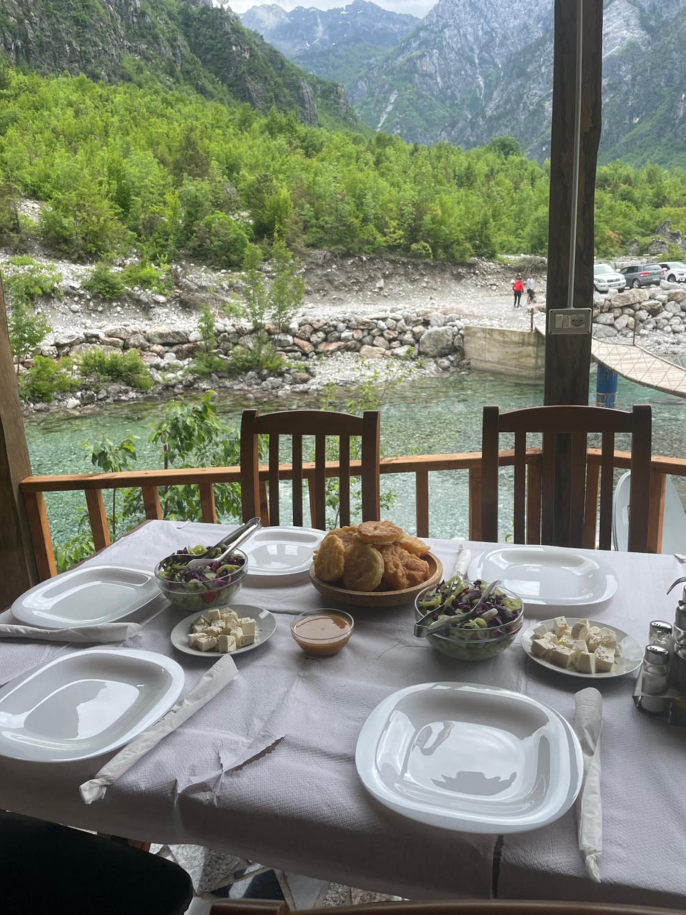 xhovani zelna