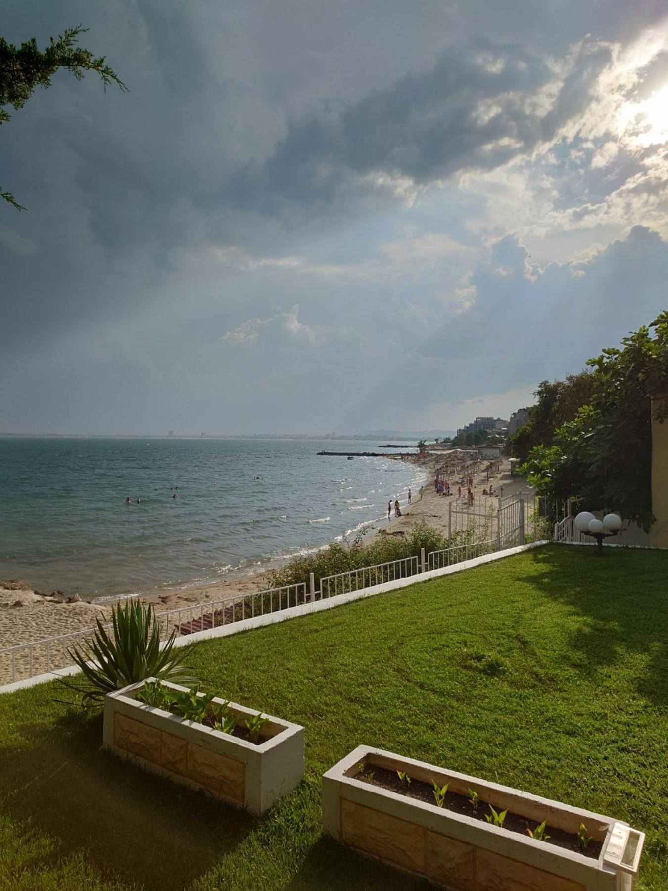 SUN PALACE 4 Apartment Sveti Vlas