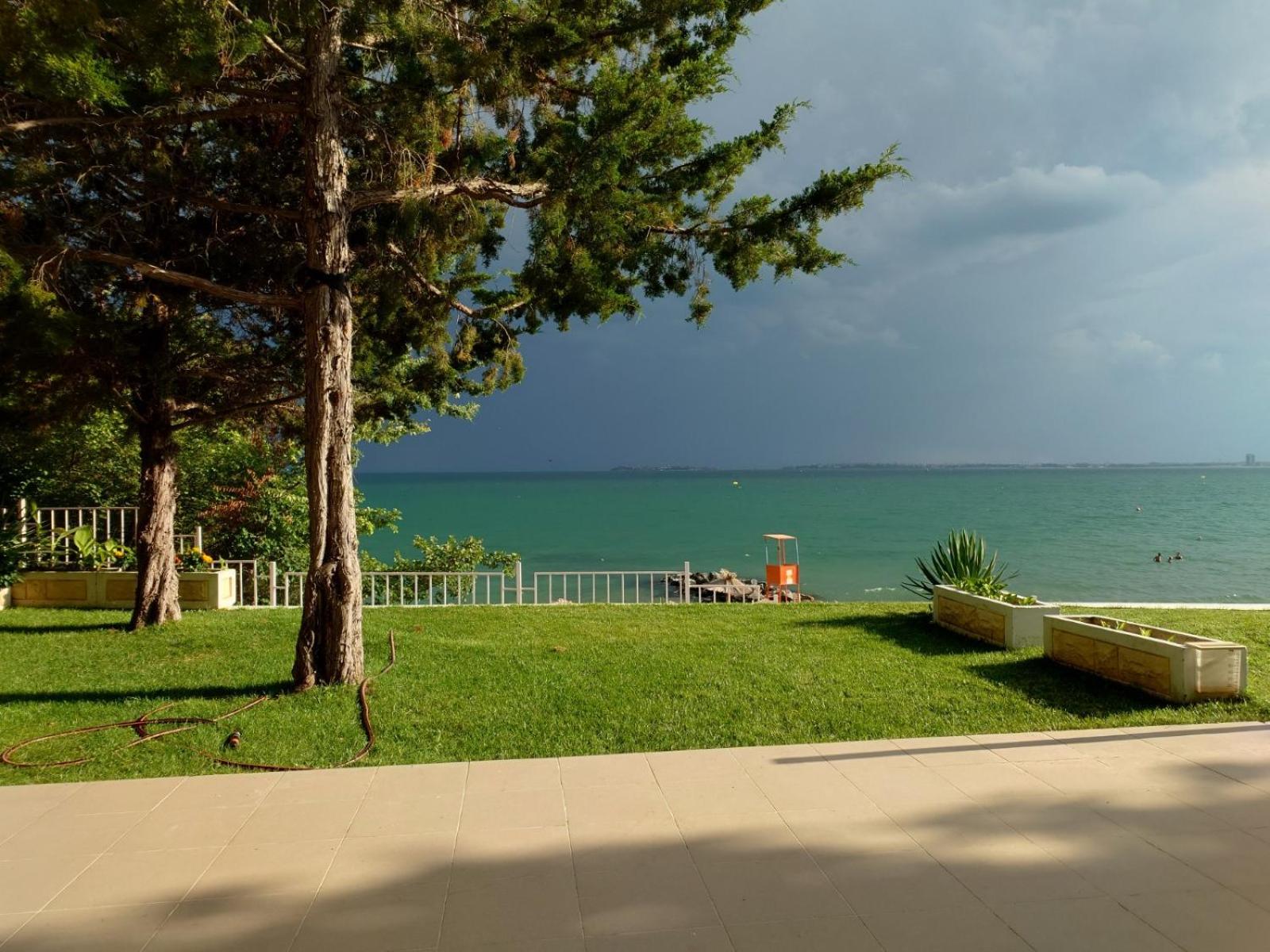 SUN PALACE 4 Apartment Sveti Vlas