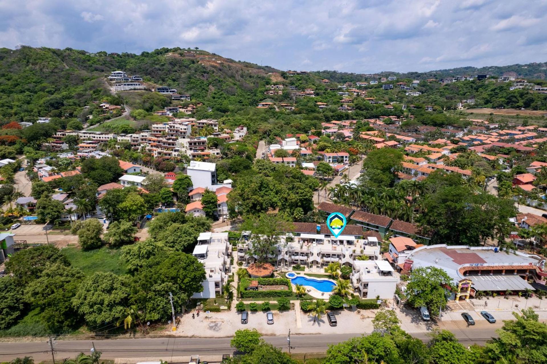 2-BD Condo Near Beach with Pool Rooftop Patio