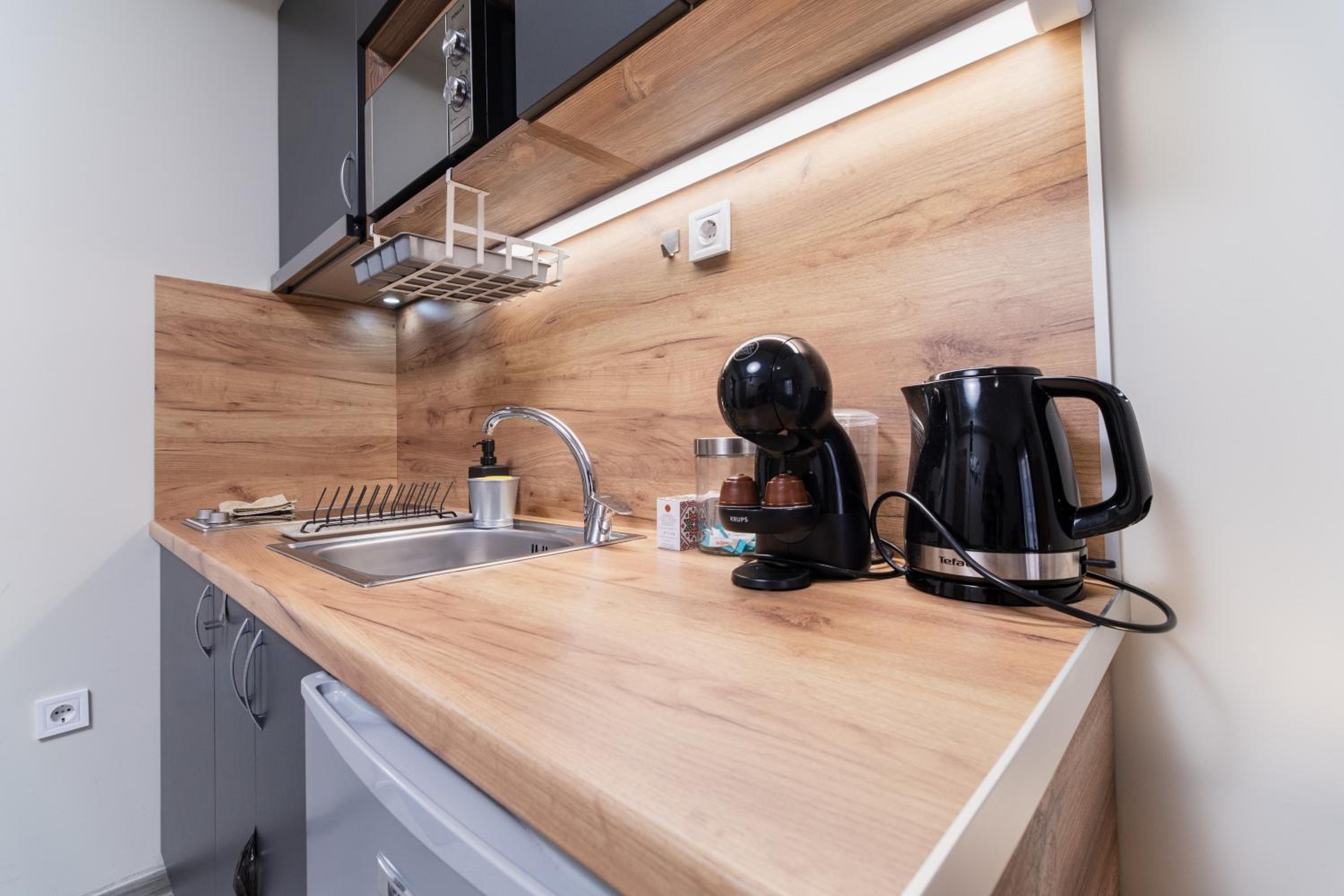 City Center Studio Apartments