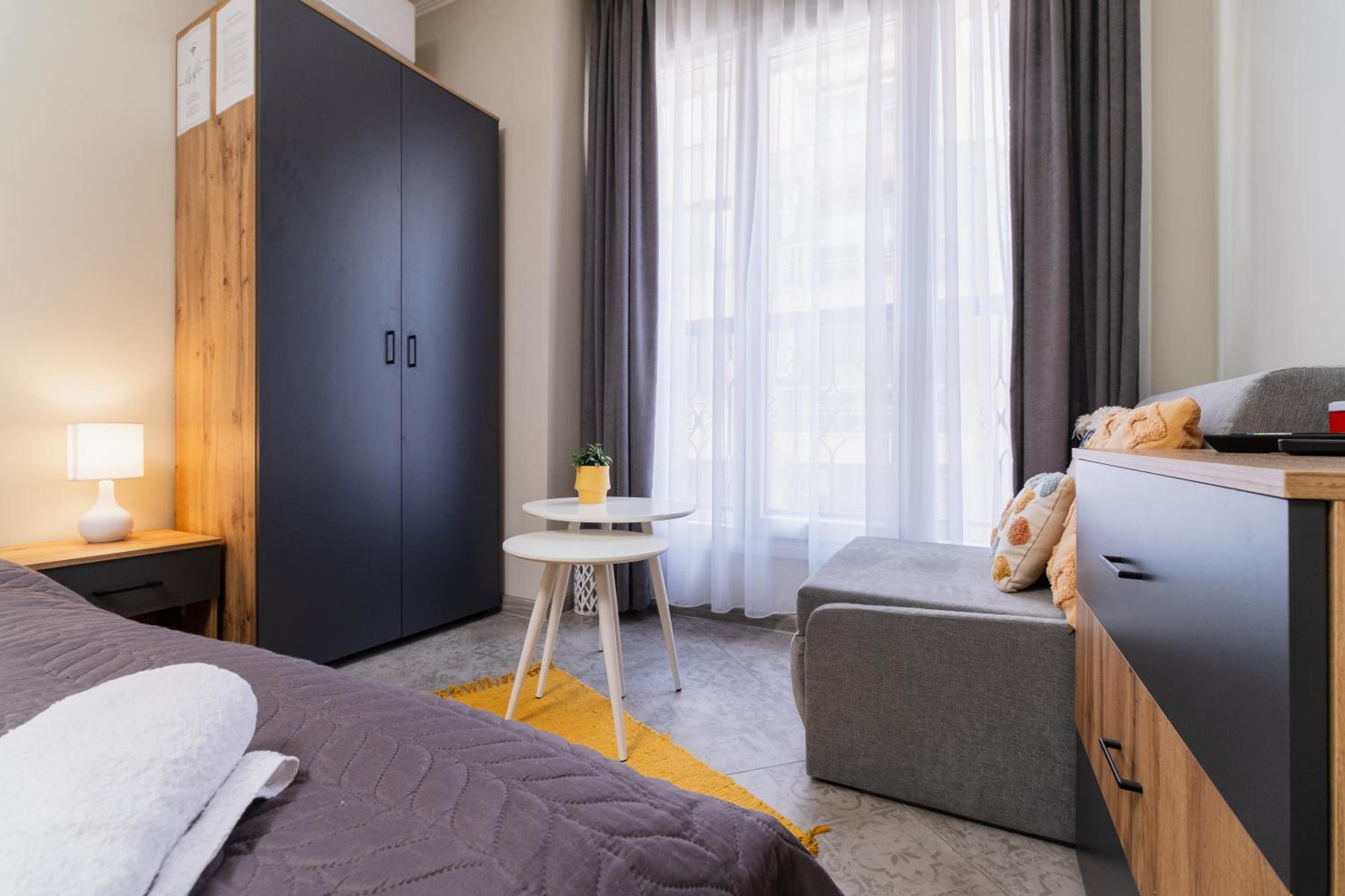 City Center Studio Apartments
