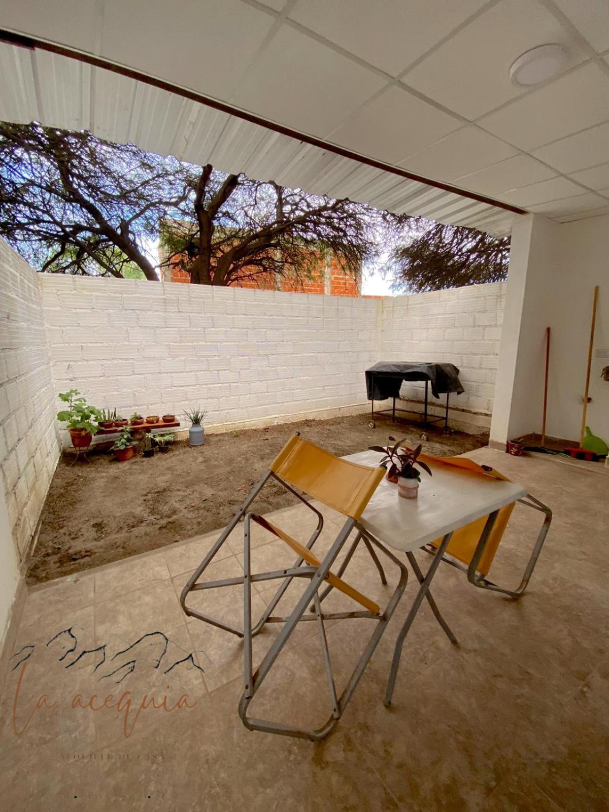La acequia casa