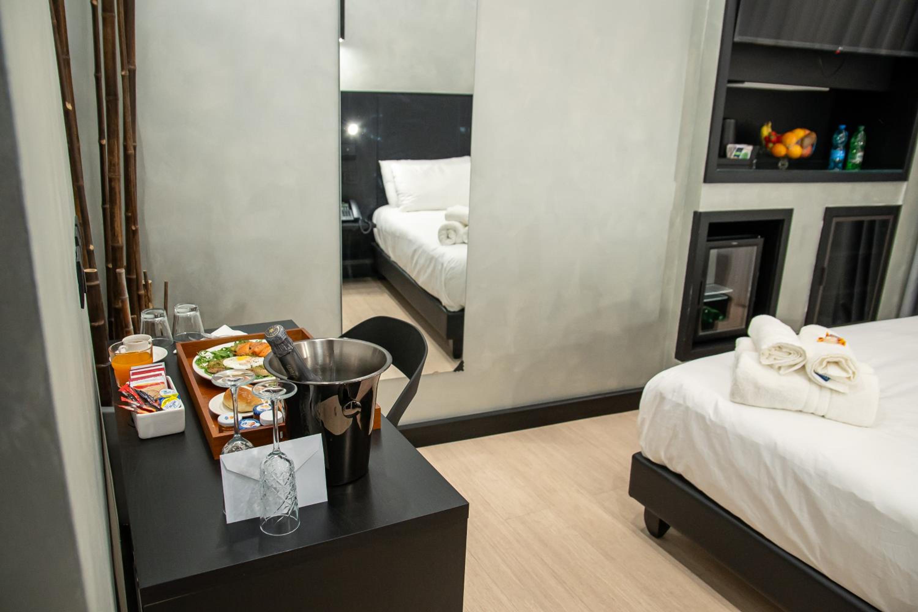 hotel room