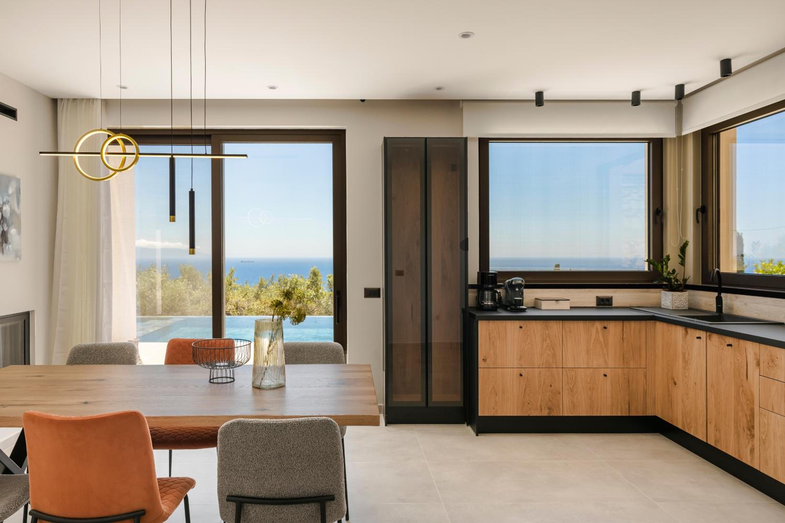DEOS VILLA