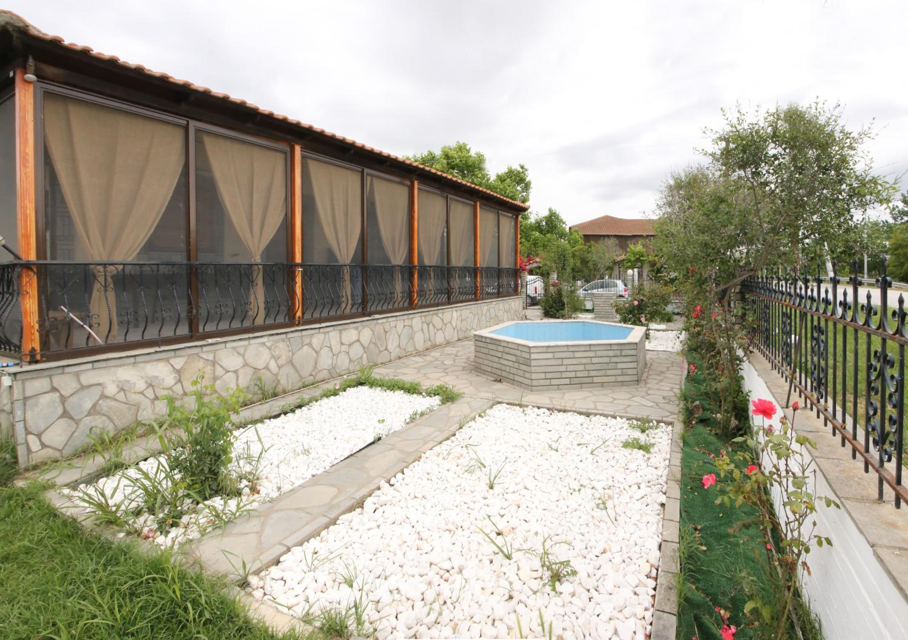 Valsamo Luxury Cottage view 2