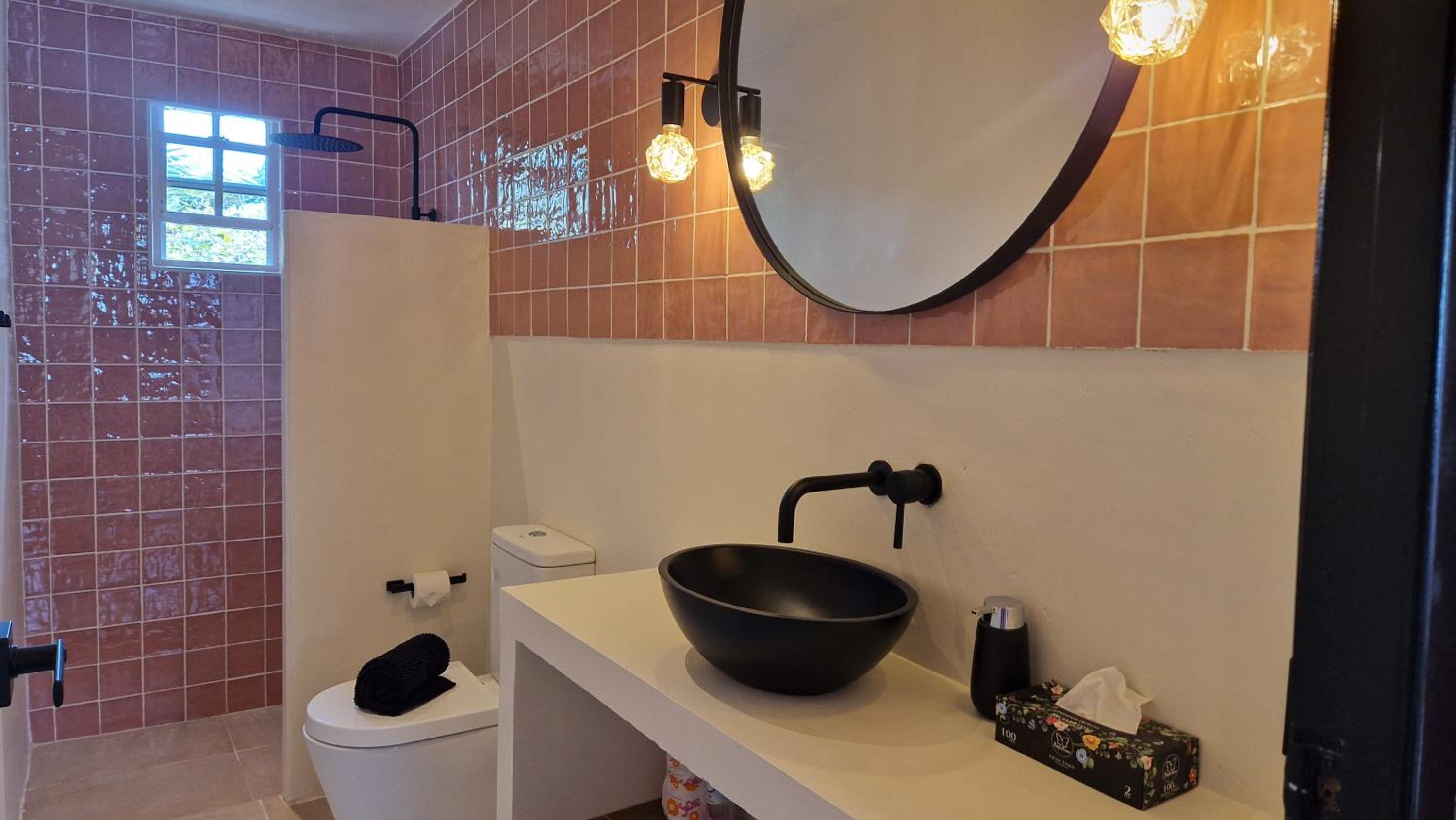 The Pink Panther Apartment, near Mambo Beach Boulevard