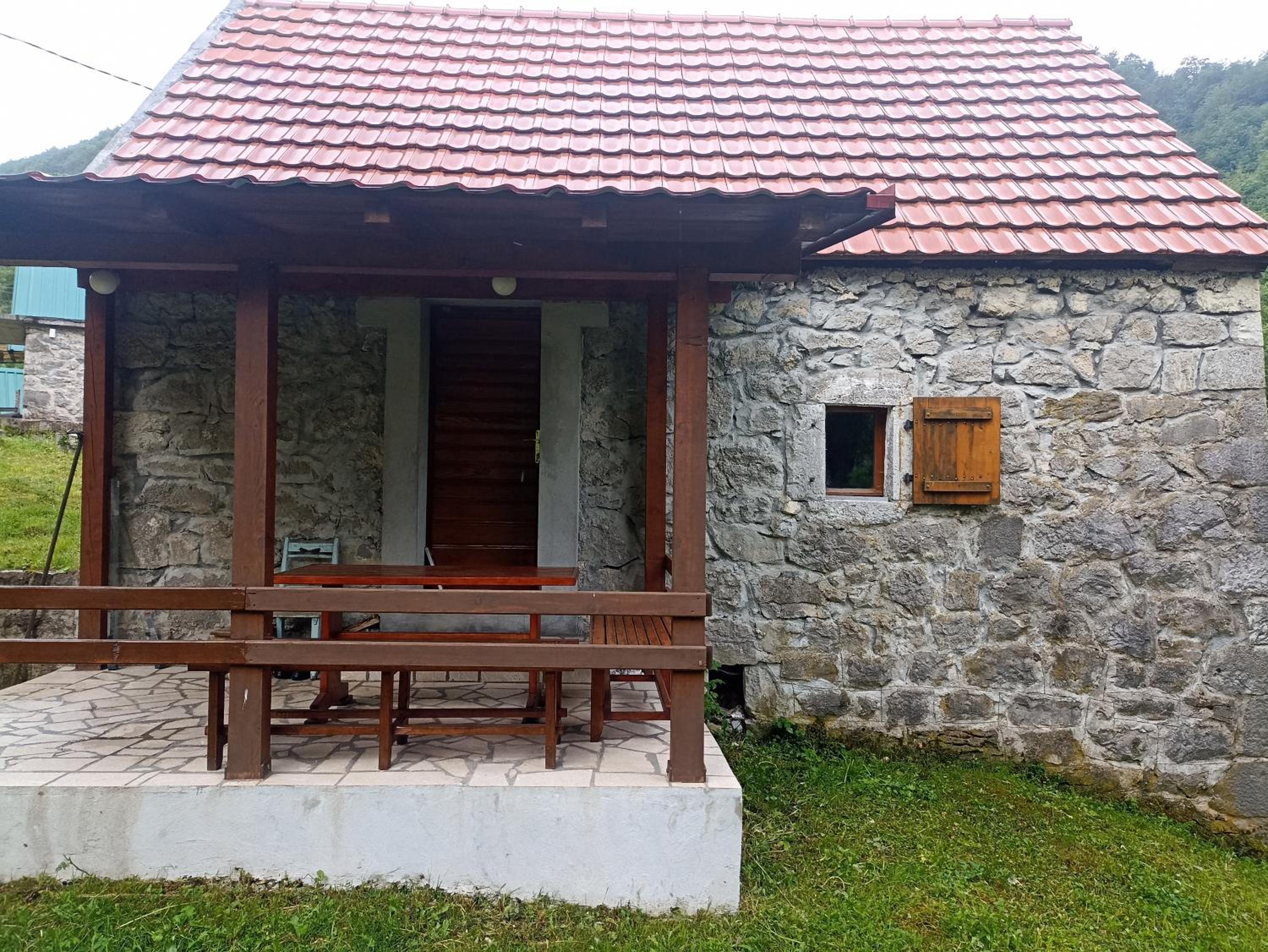 Photo 6