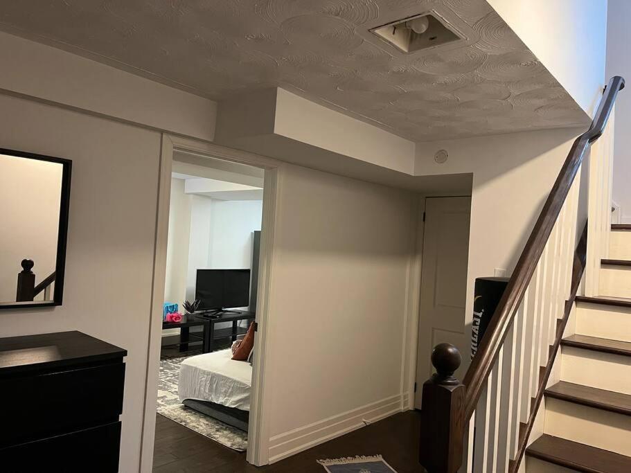 cozy private guest suite