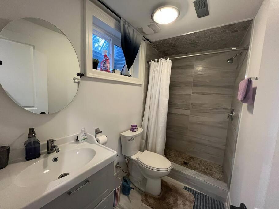 cozy private guest suite